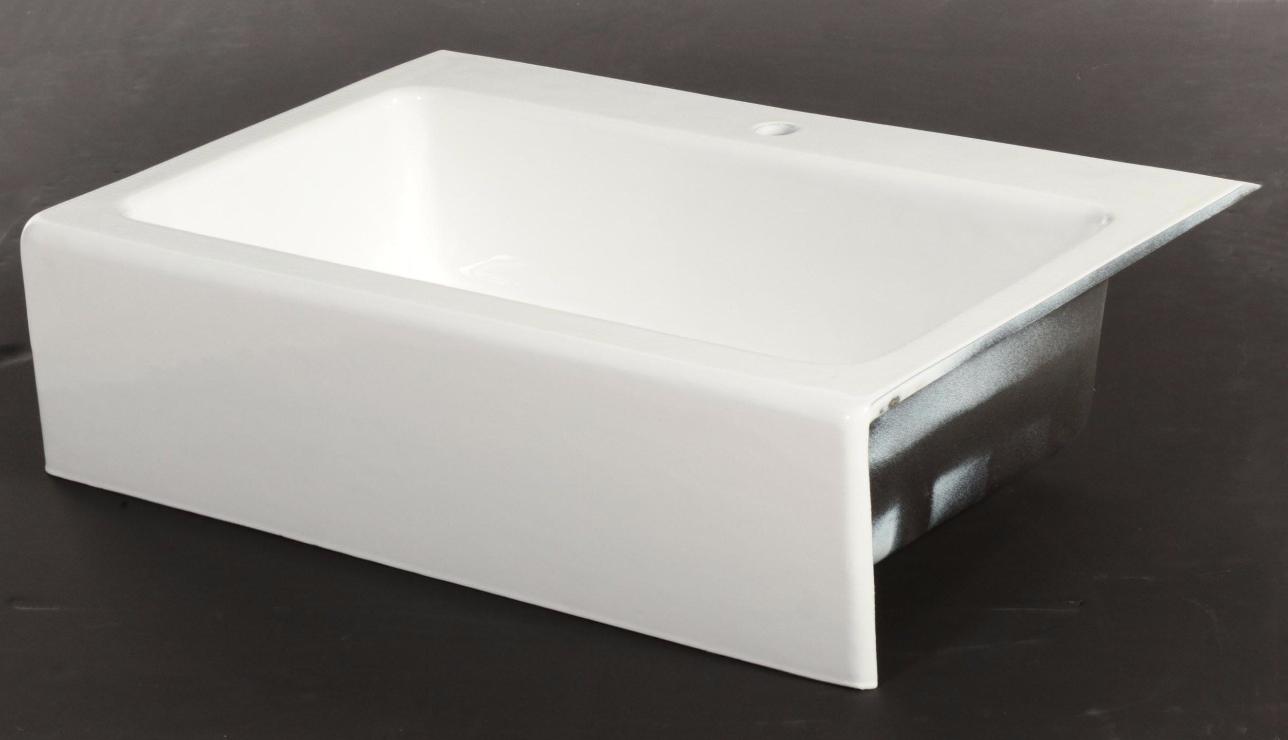 White Enameled Cast Iron Farmhouse Kitchen Sink