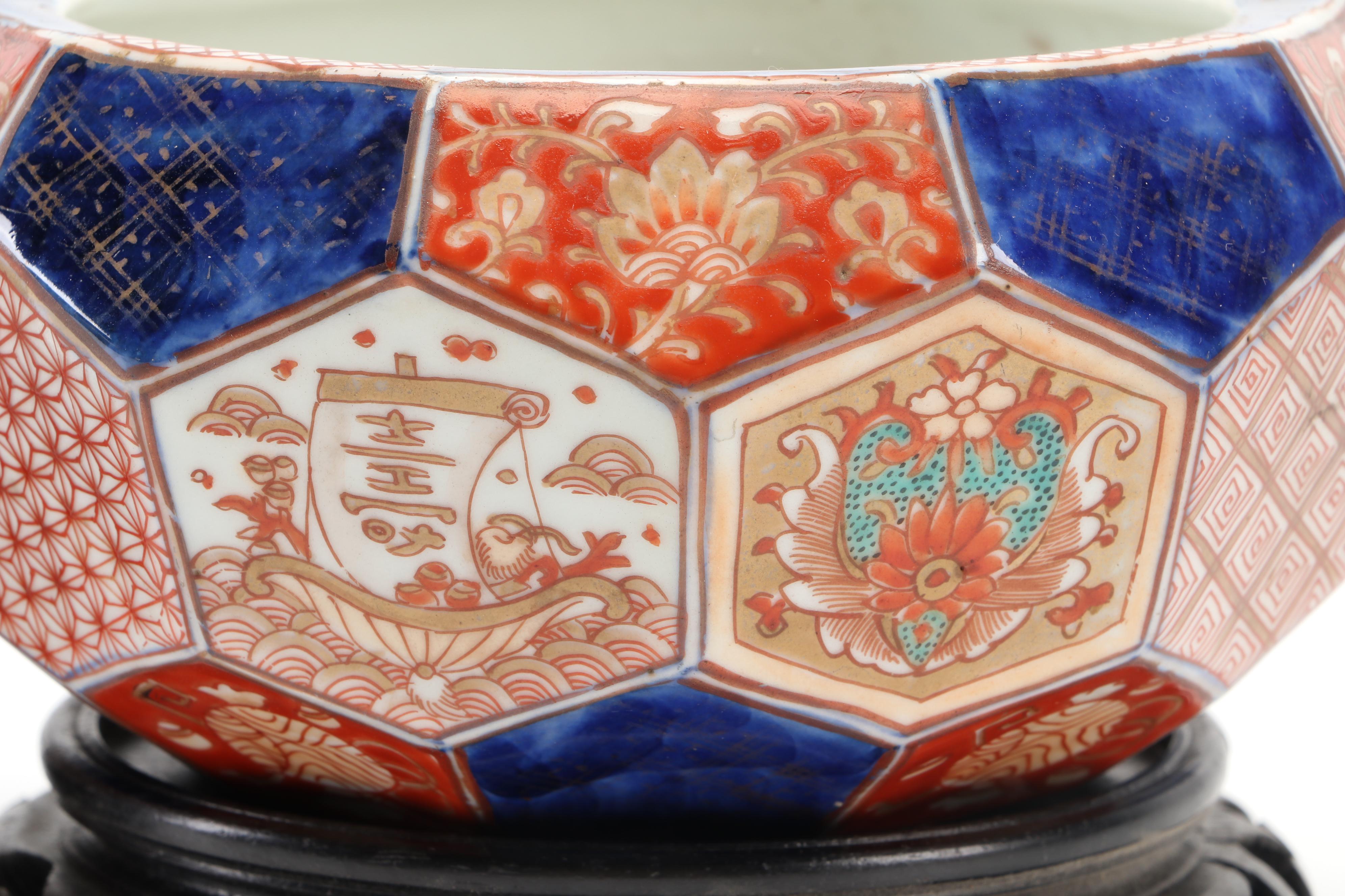 Japanese Imari Porcelain Hexagonal Fish Bowls with Stands