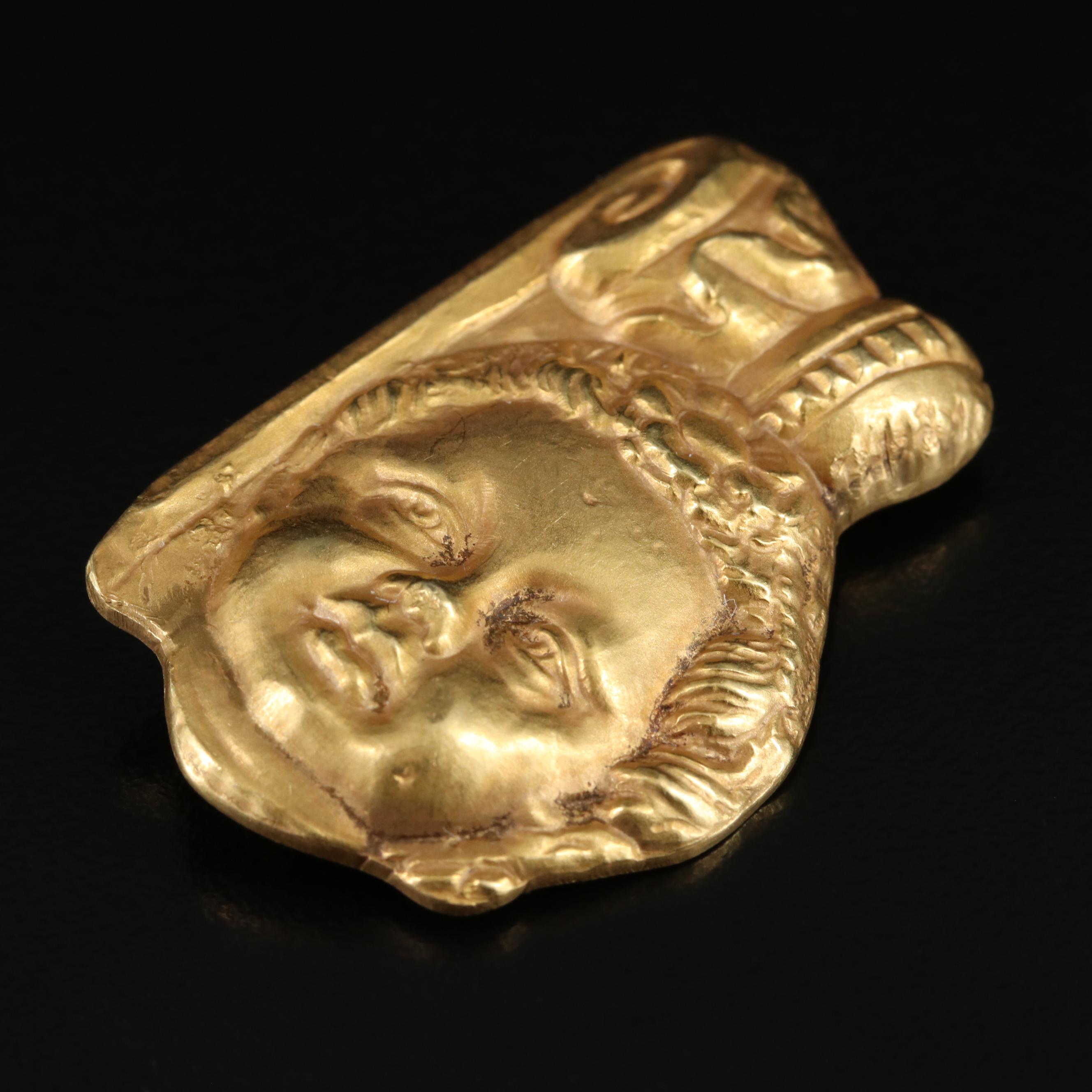 18K Gold Pin