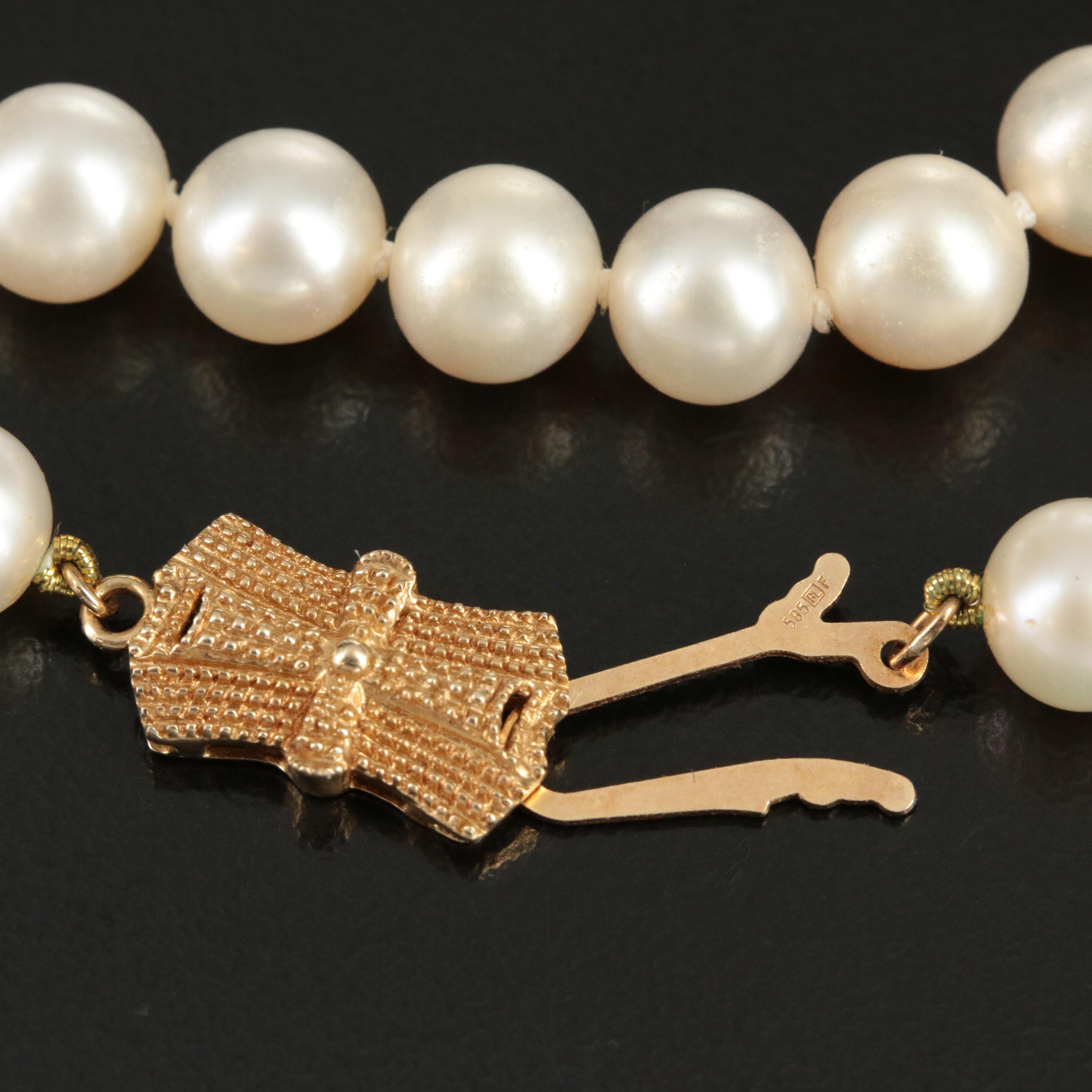 Blue Lagoon Pearl Necklace with a 14K Clasp