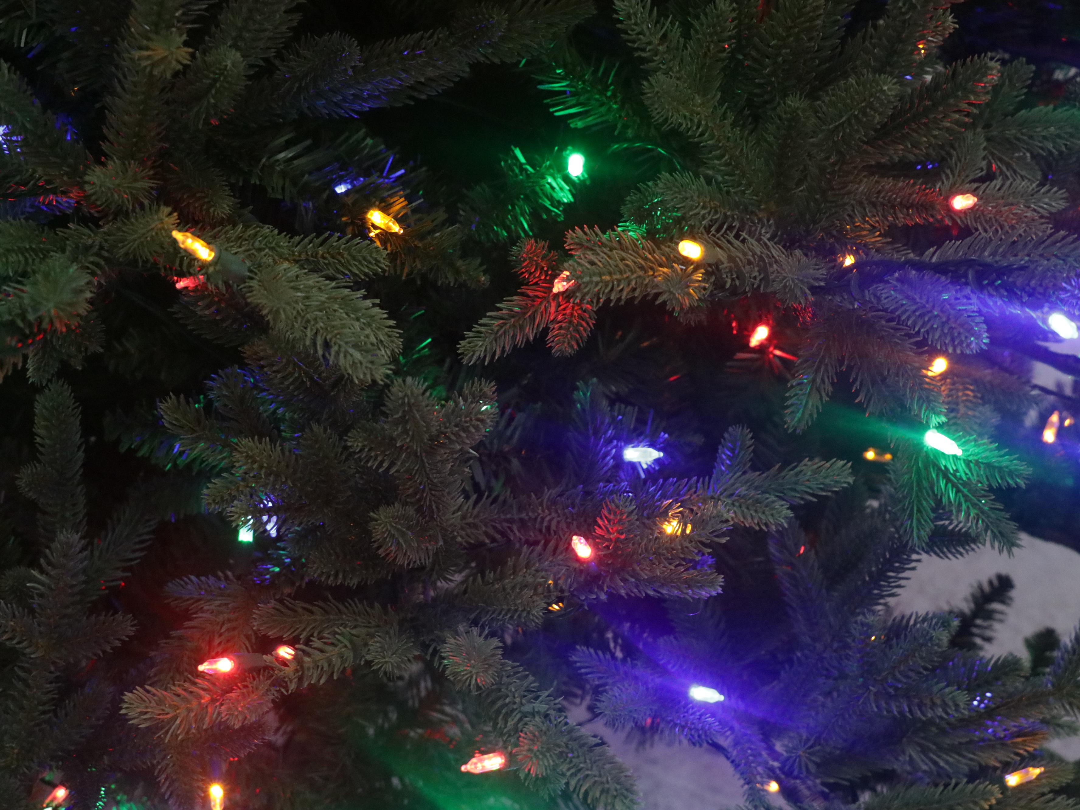 12' Pre-Lit Artificial Christmas Tree