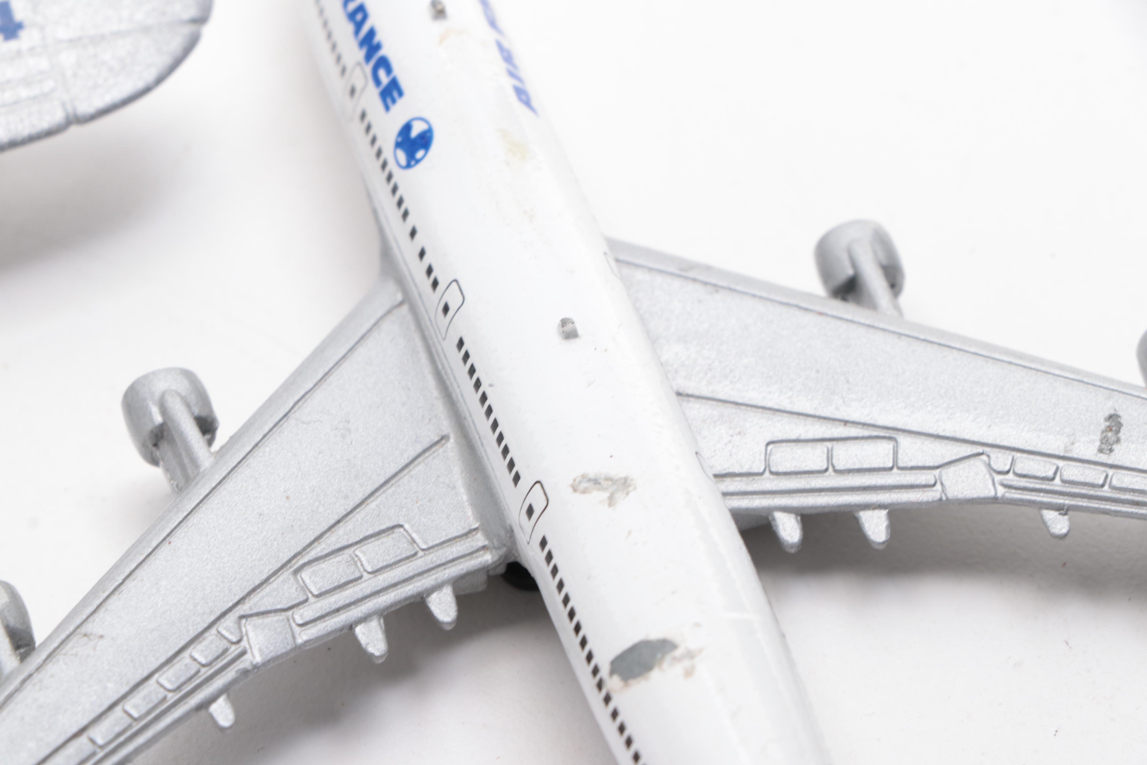 Ertl "Force One" Diecast Marine Fighter Jets With More Model Kits and Airplanes