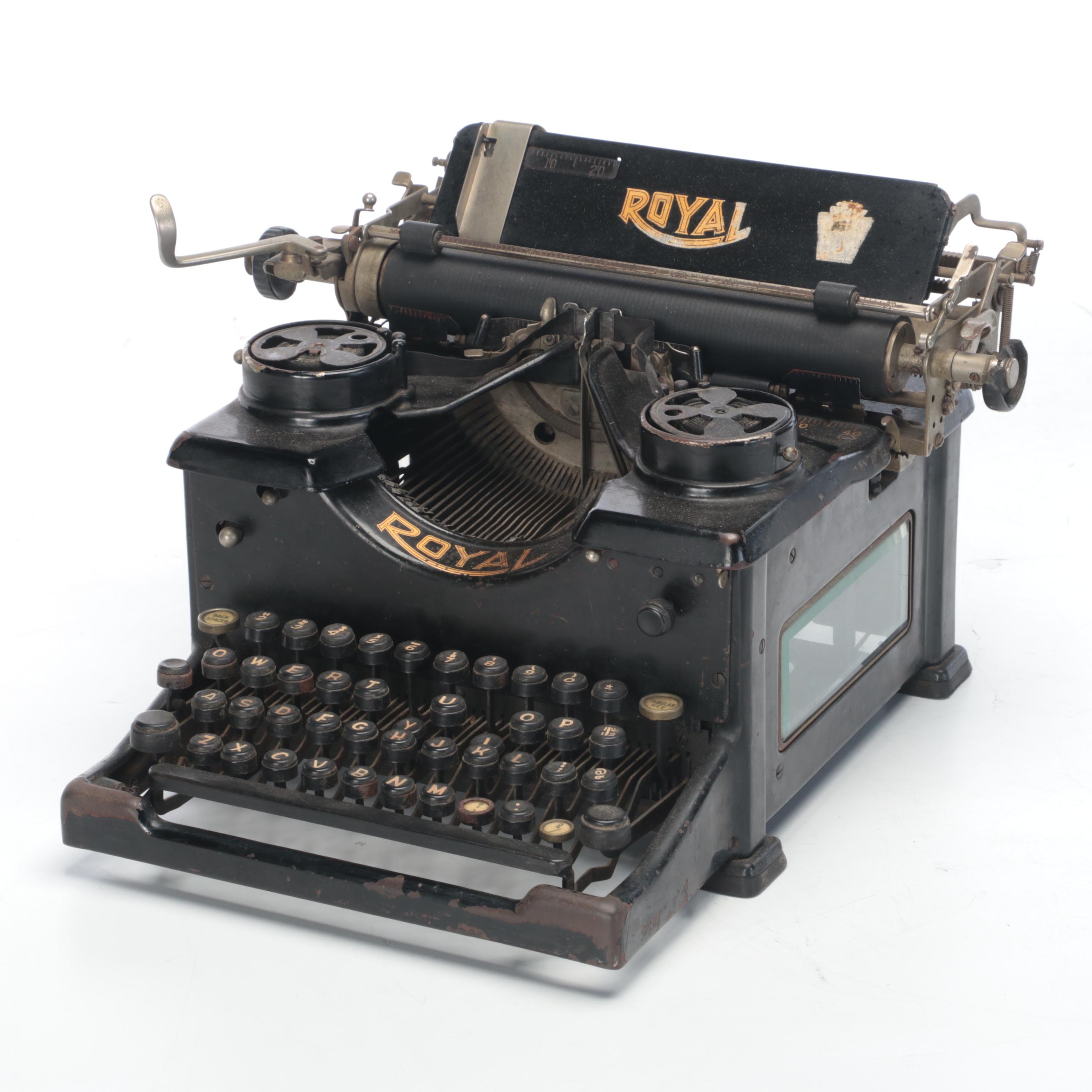 Royal 10 Typewriter, Circa 1920