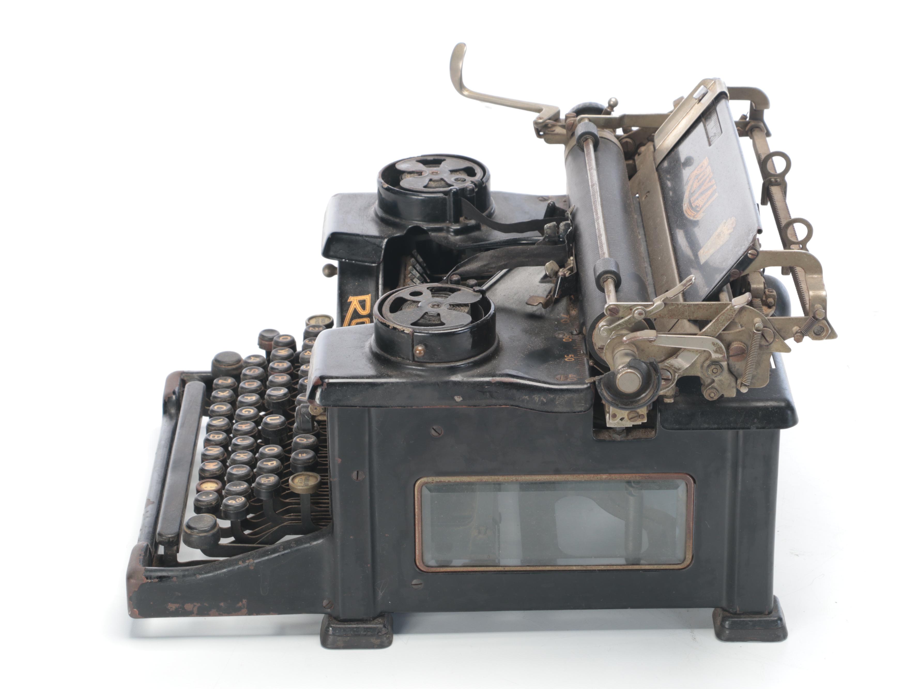 Royal 10 Typewriter, Circa 1920
