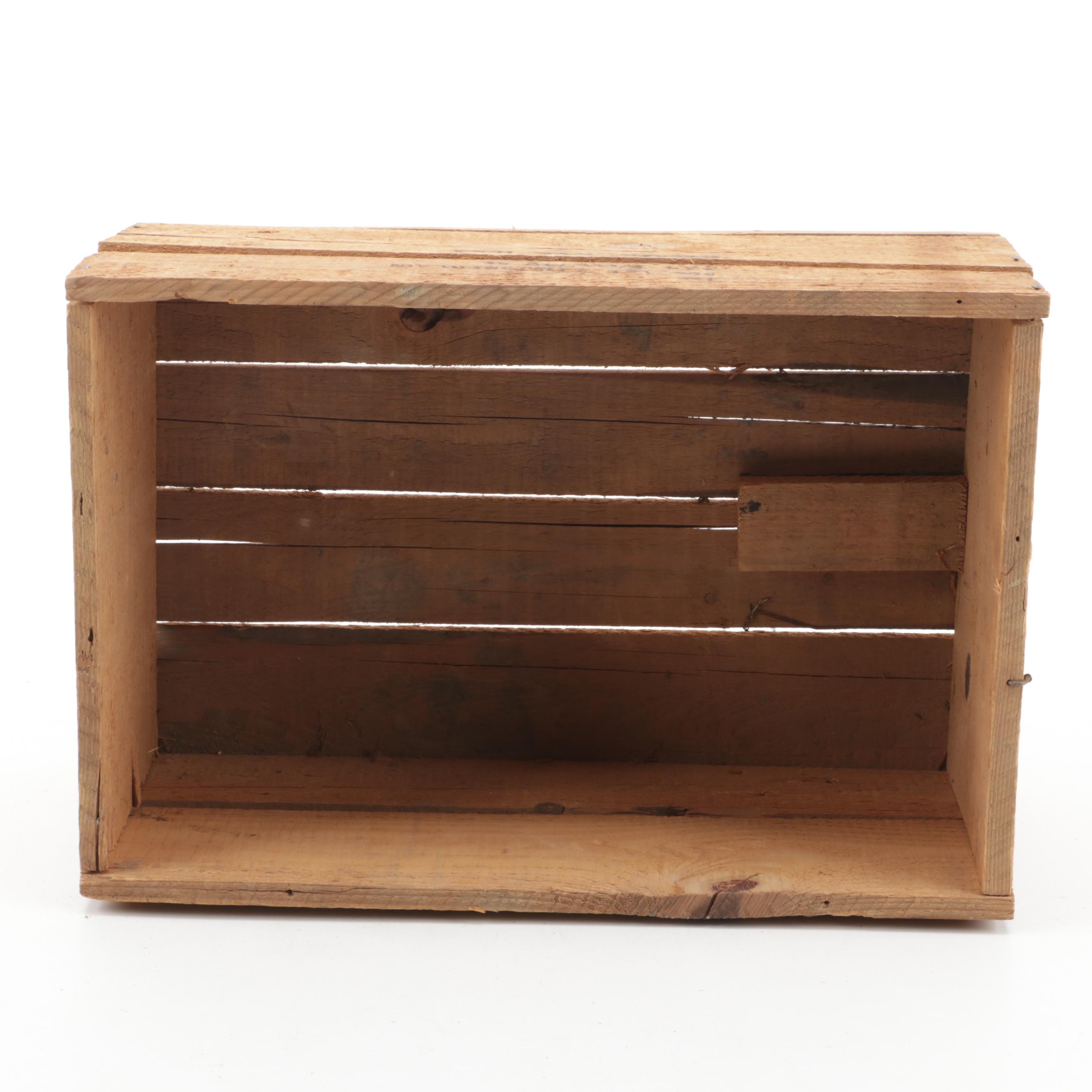 German Tradtional Style Wooden Coo Coo Clock with Wooden Crate