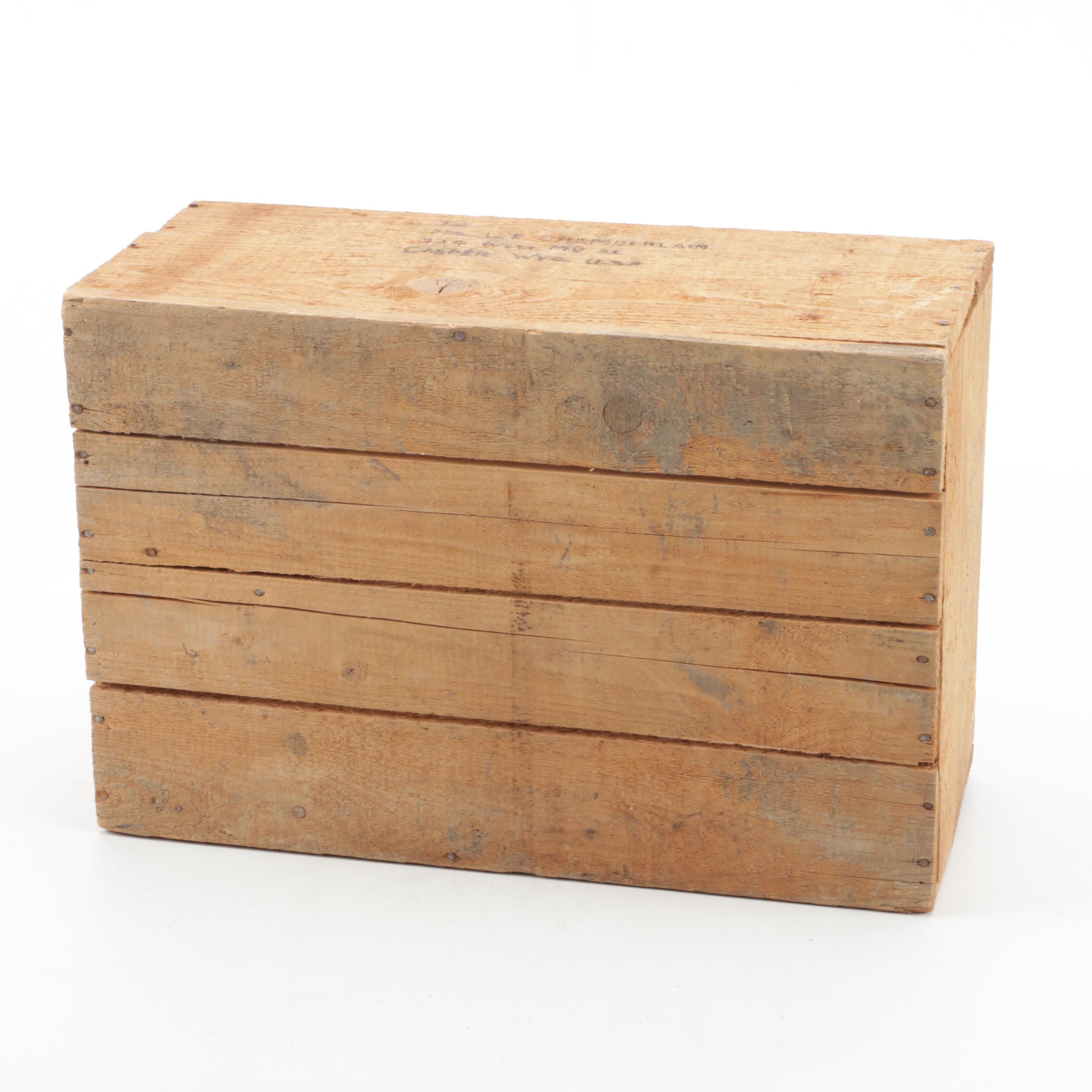 German Tradtional Style Wooden Coo Coo Clock with Wooden Crate