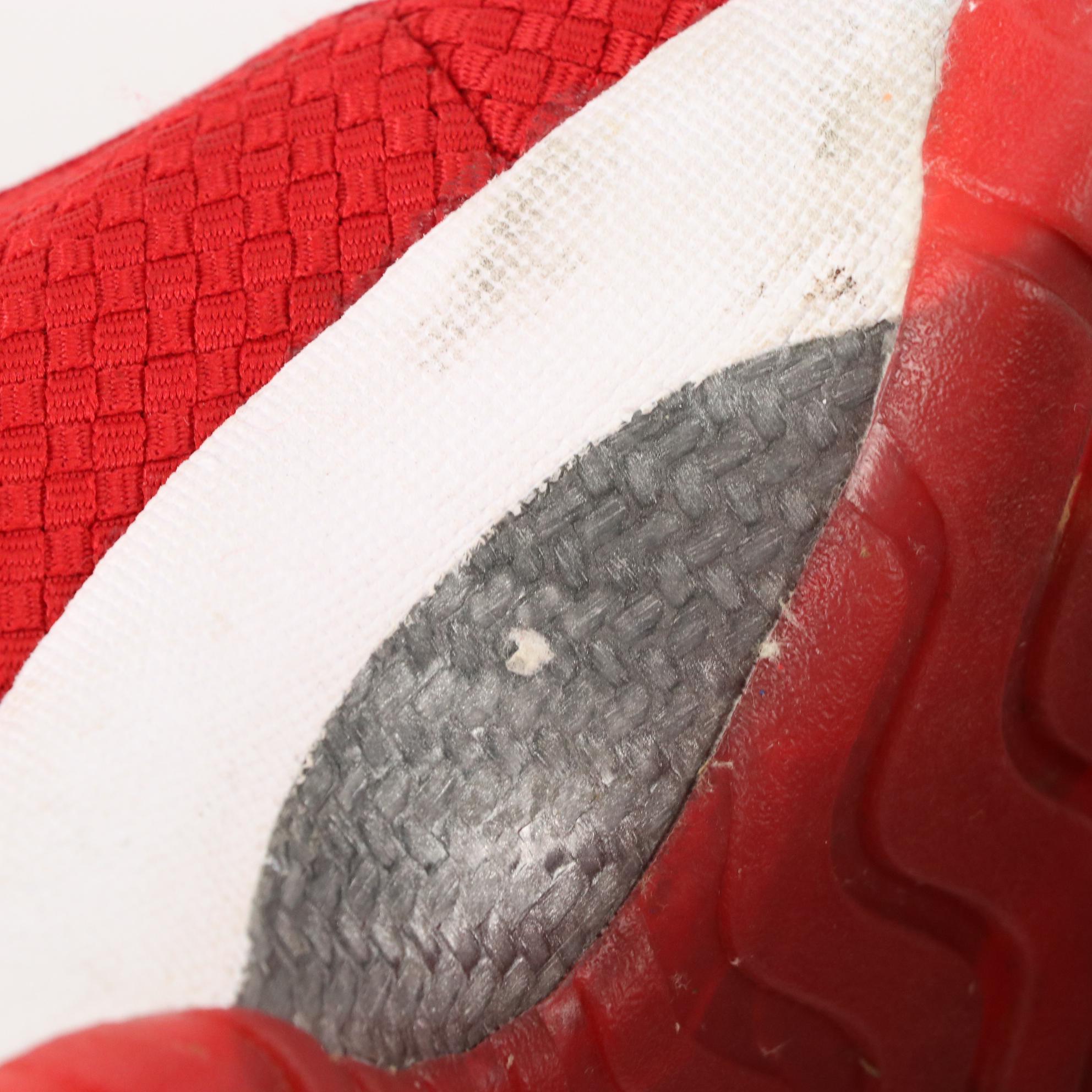 jordan future gym red