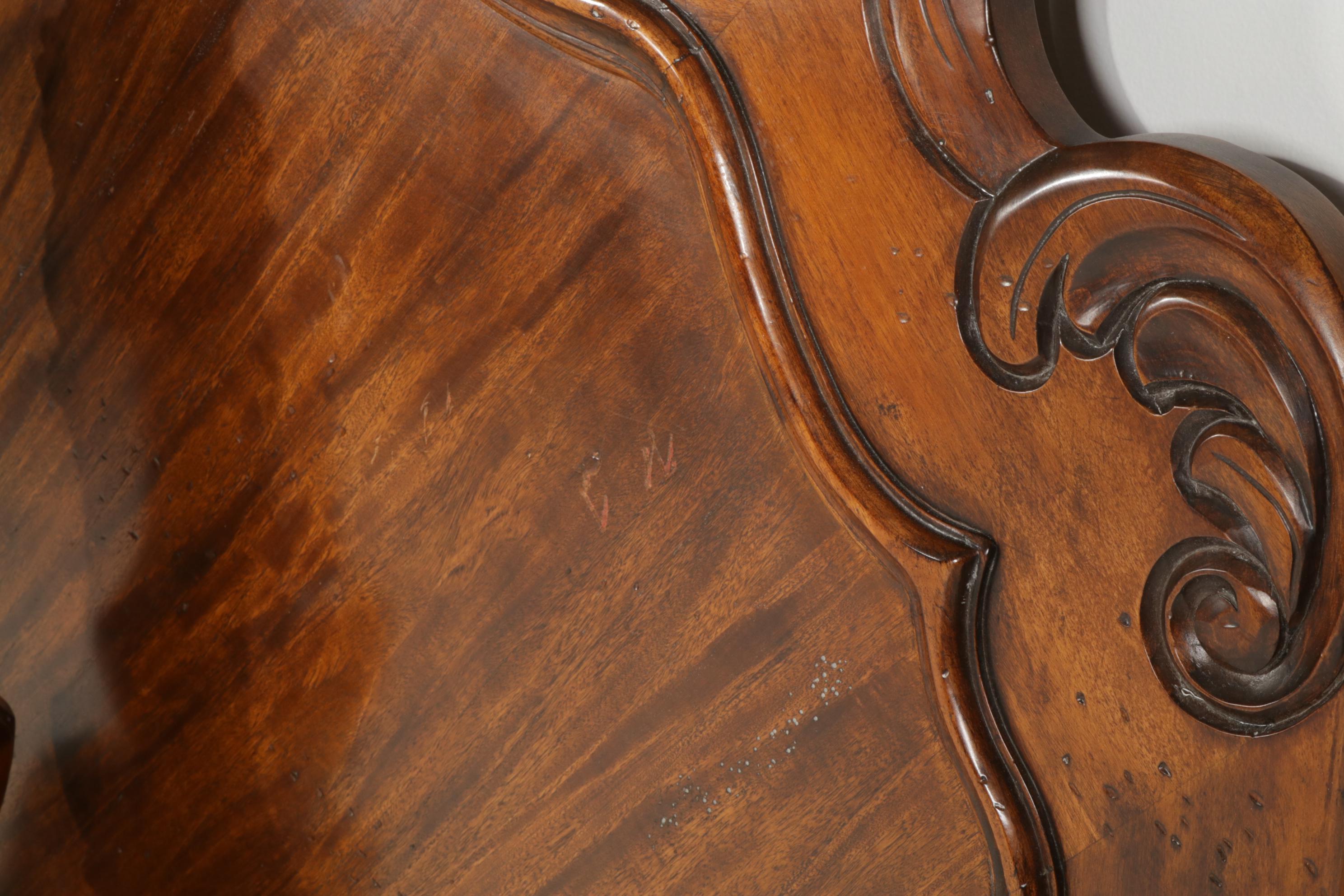 Hickory White Victorian Style Wooden Four Poster Bed