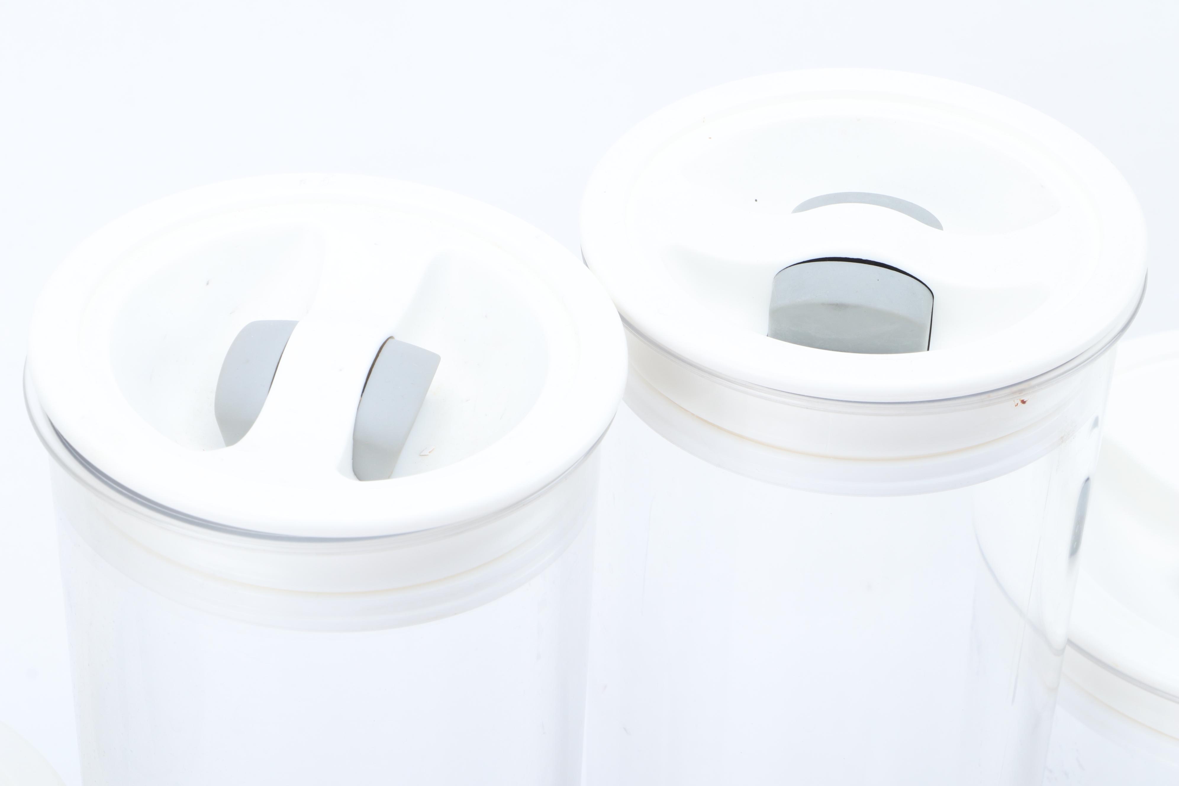 Ralph Lauren Napkins with Other Table Linens and Food Storage Containers