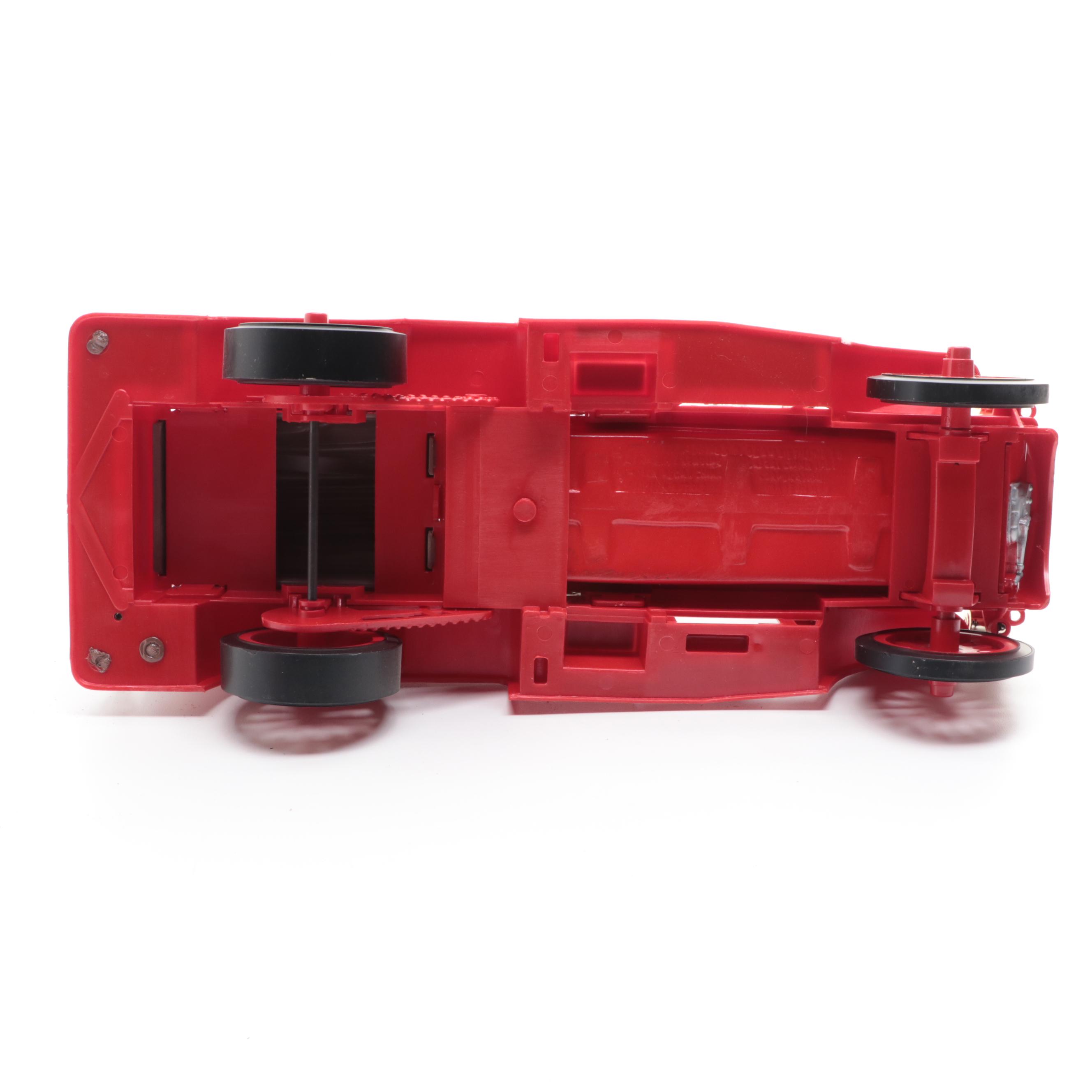 Jim Beam Mack "Bulldog" Fire Truck Whiskey Decanter