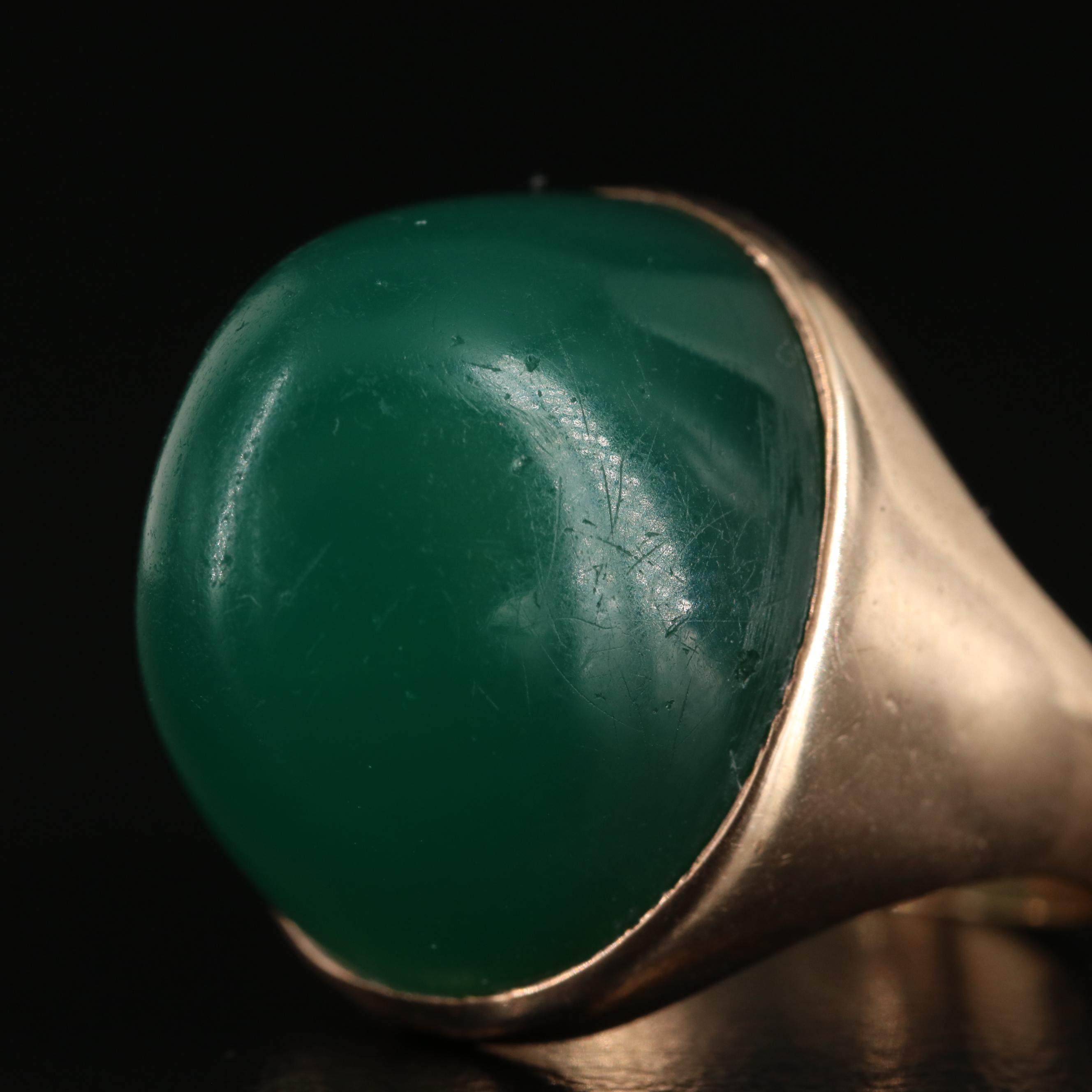 14K Chalcedony Cabochon Ring