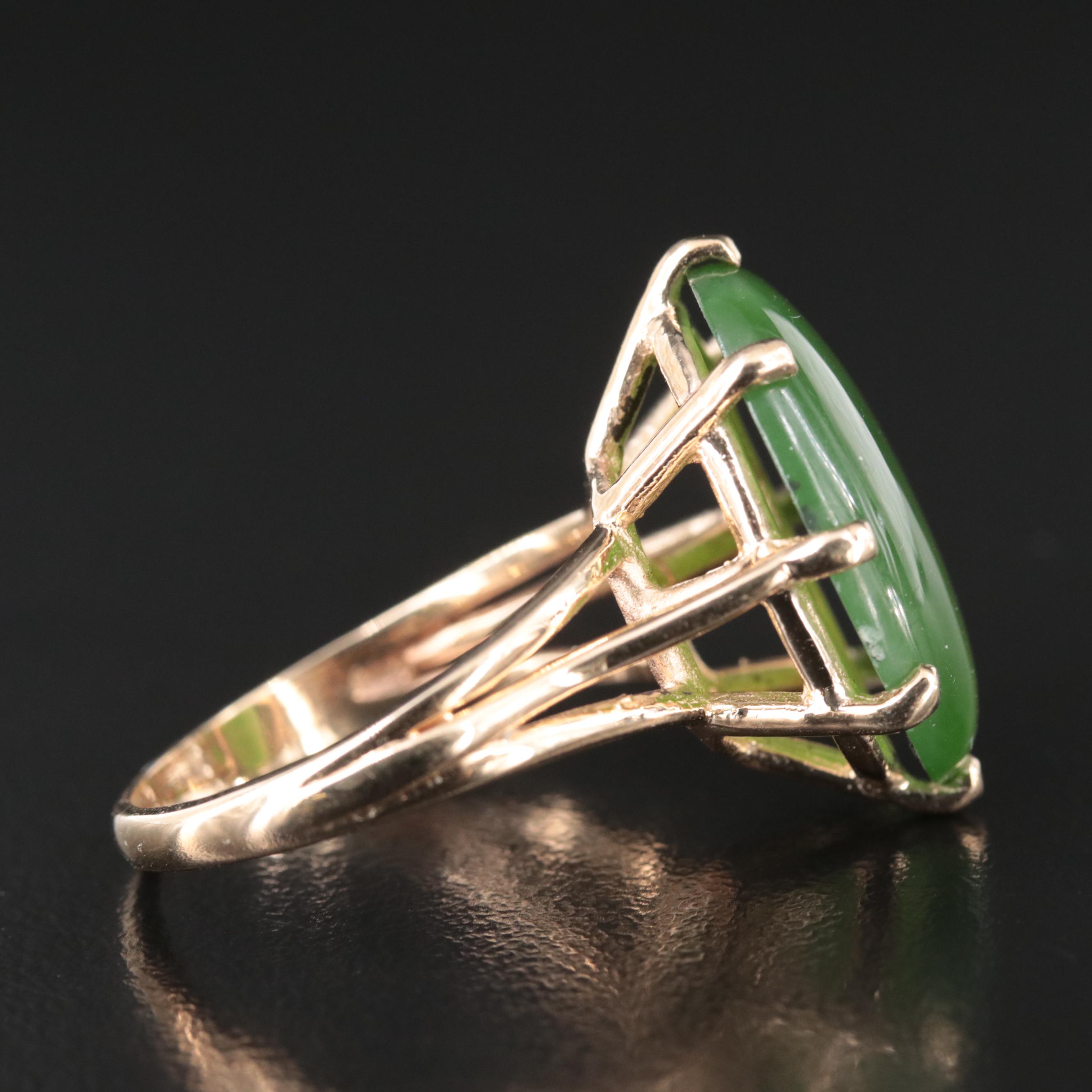 Vintage 10K Nephrite Ring