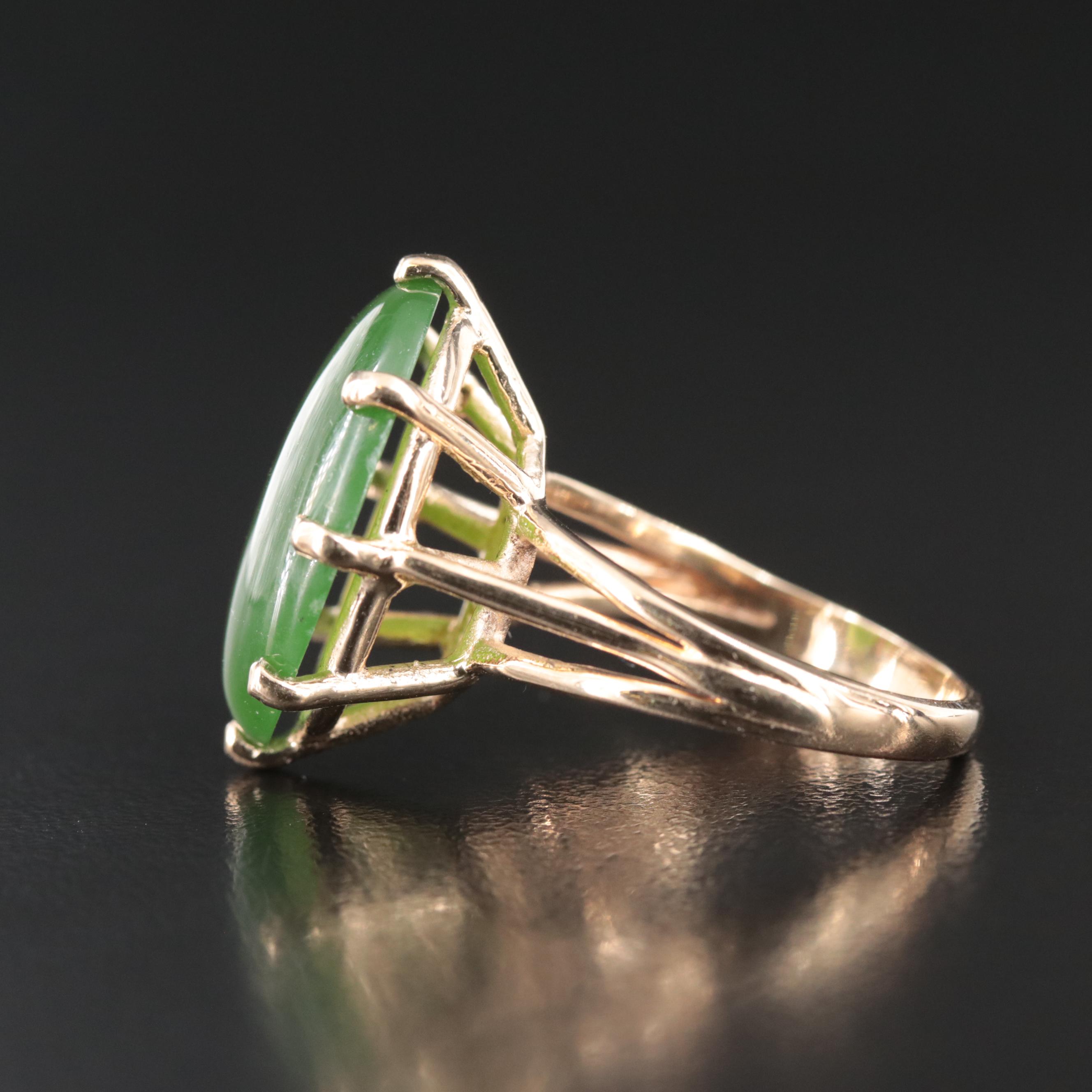 Vintage 10K Nephrite Ring