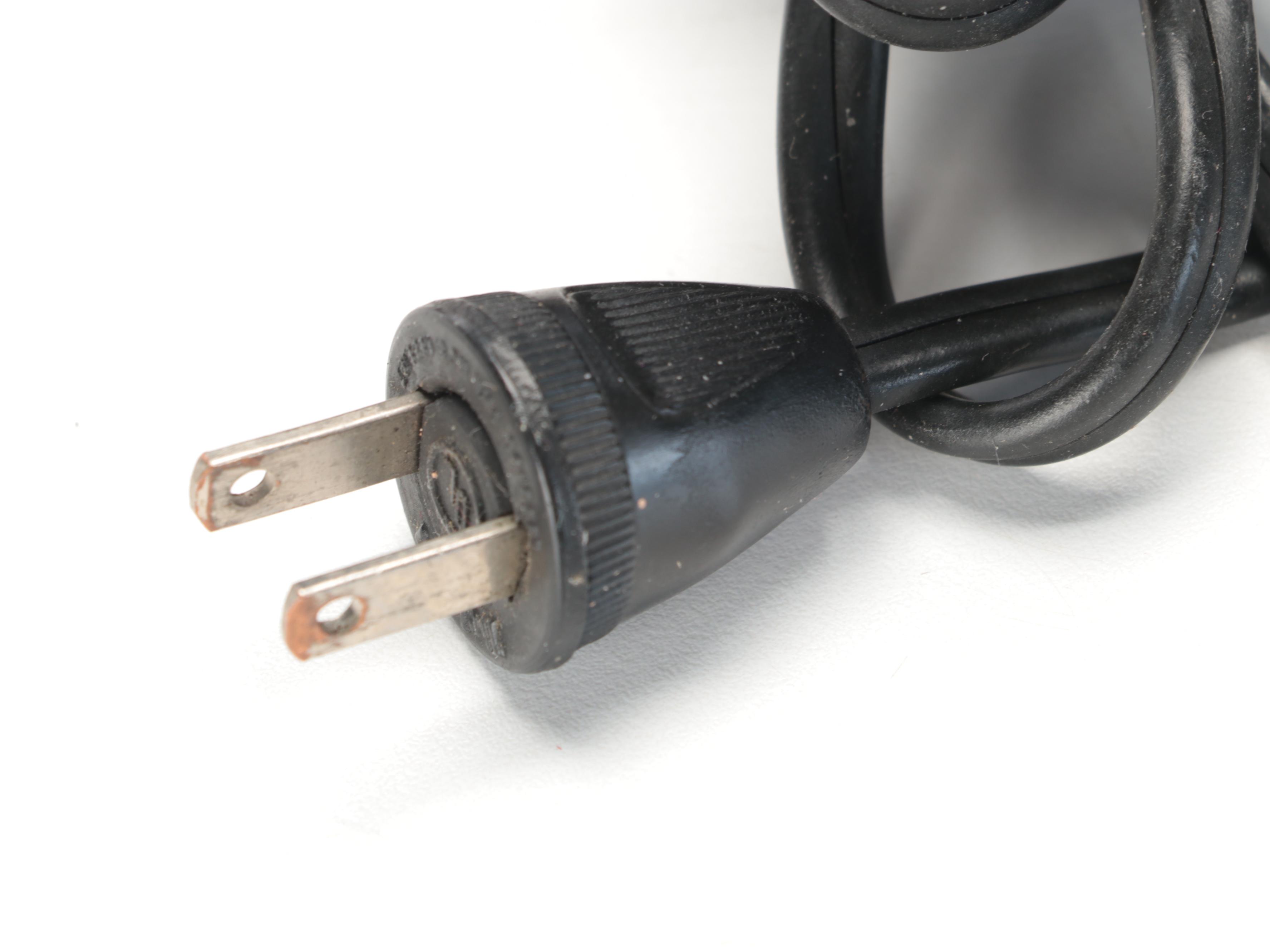 Singer Portable Electric Sewing Machine With Dome Carry Case, 1950