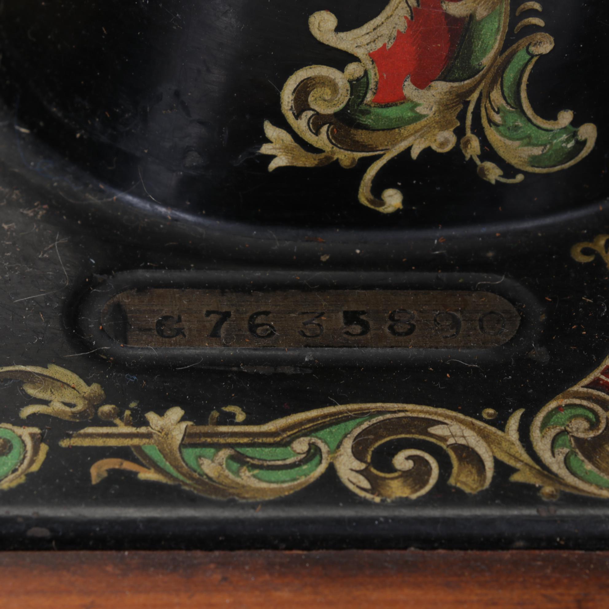 Singer Manufacturing Co Hand-Crank Sewing Machine, 1910