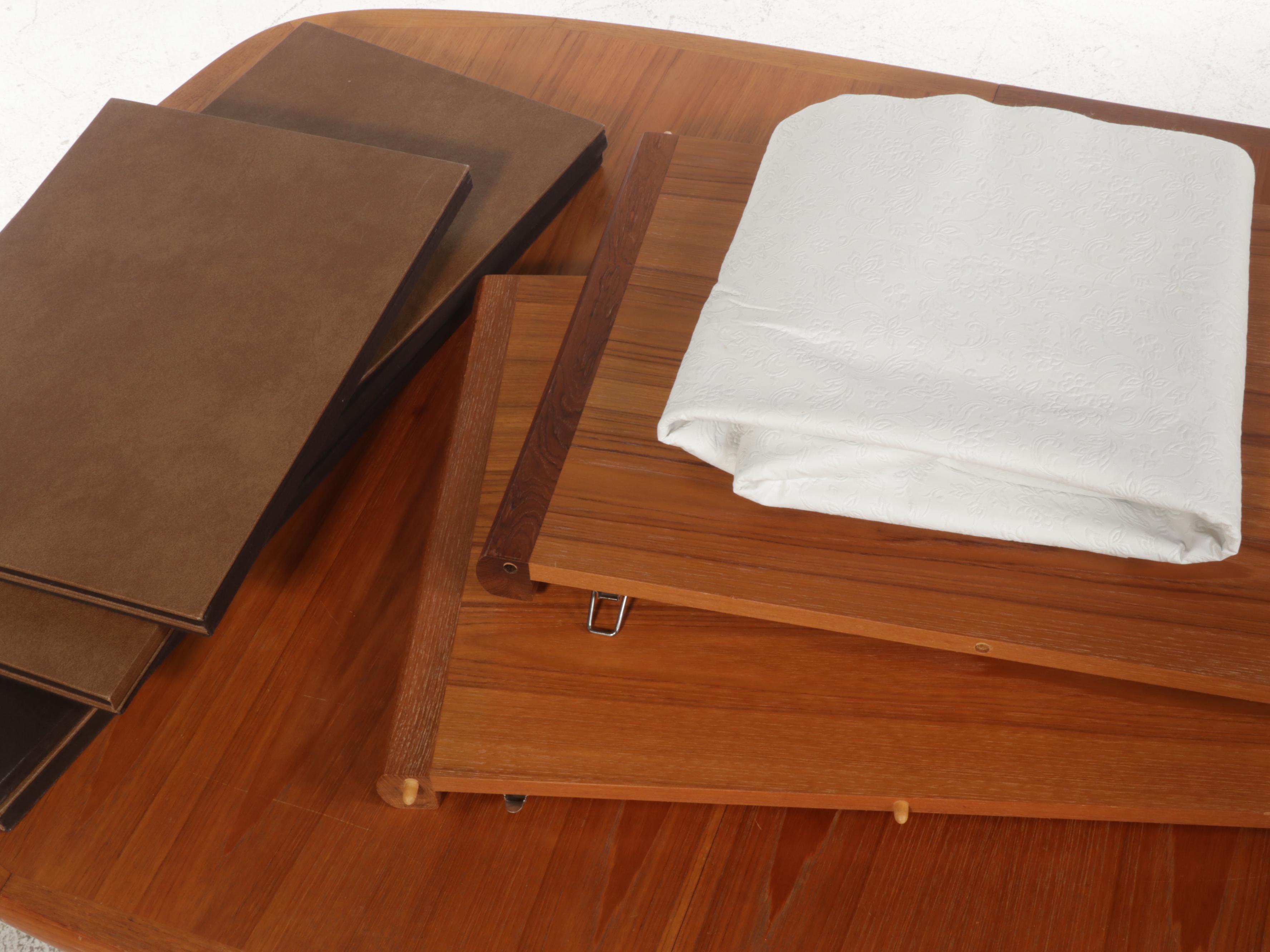 Nordic Furniture (Ontario) Danish Modern Teak Extension Dining Table