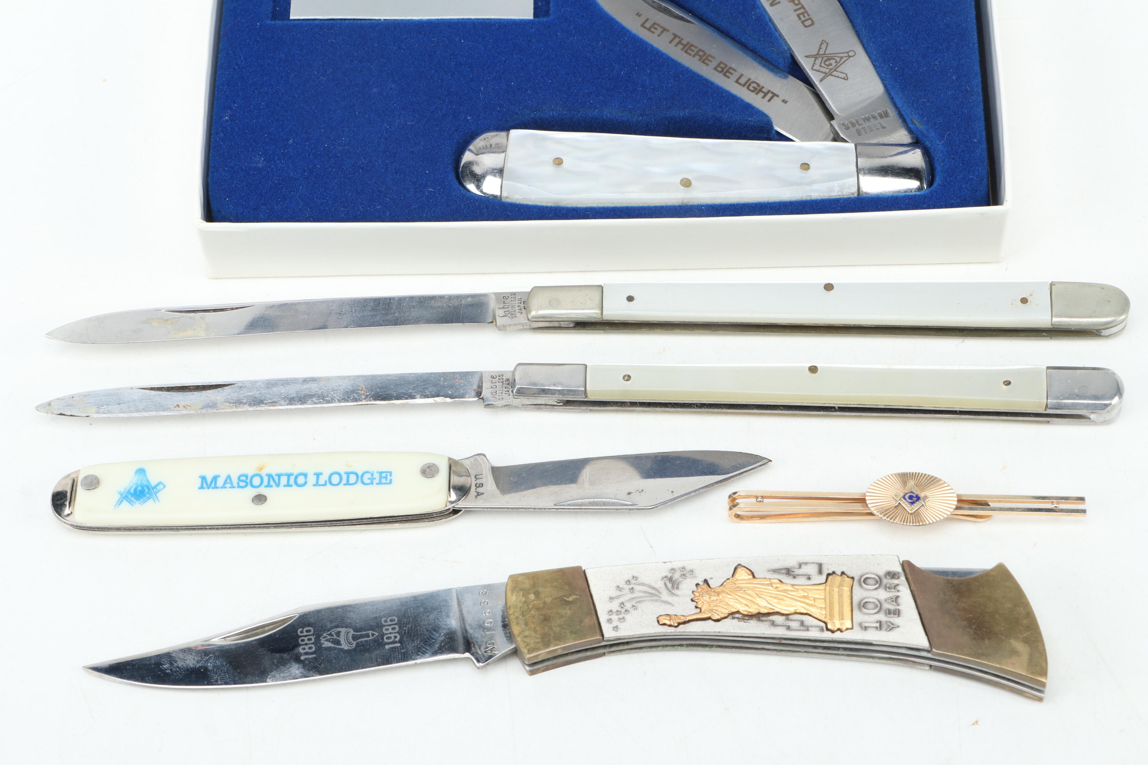 Krementz Masonic Tie Clip with Masonic and Other Pocket Knives