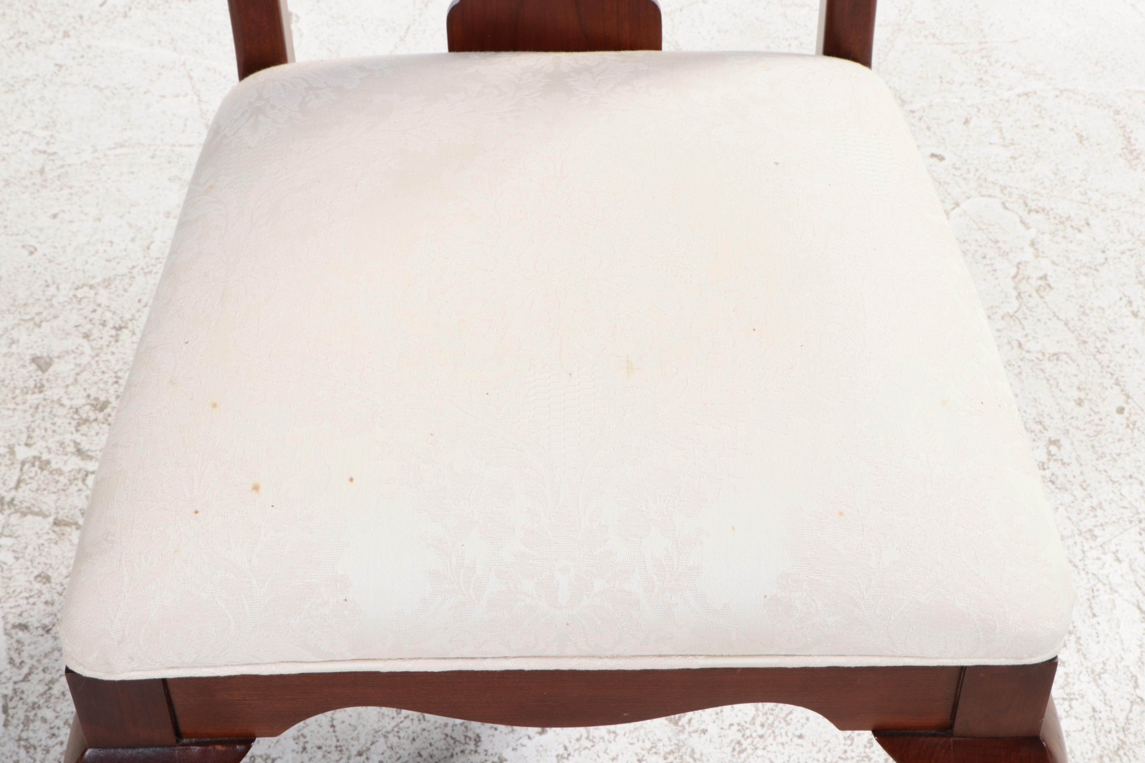 Harden Furniture Queen Anne Style Mahogany Dining Chairs