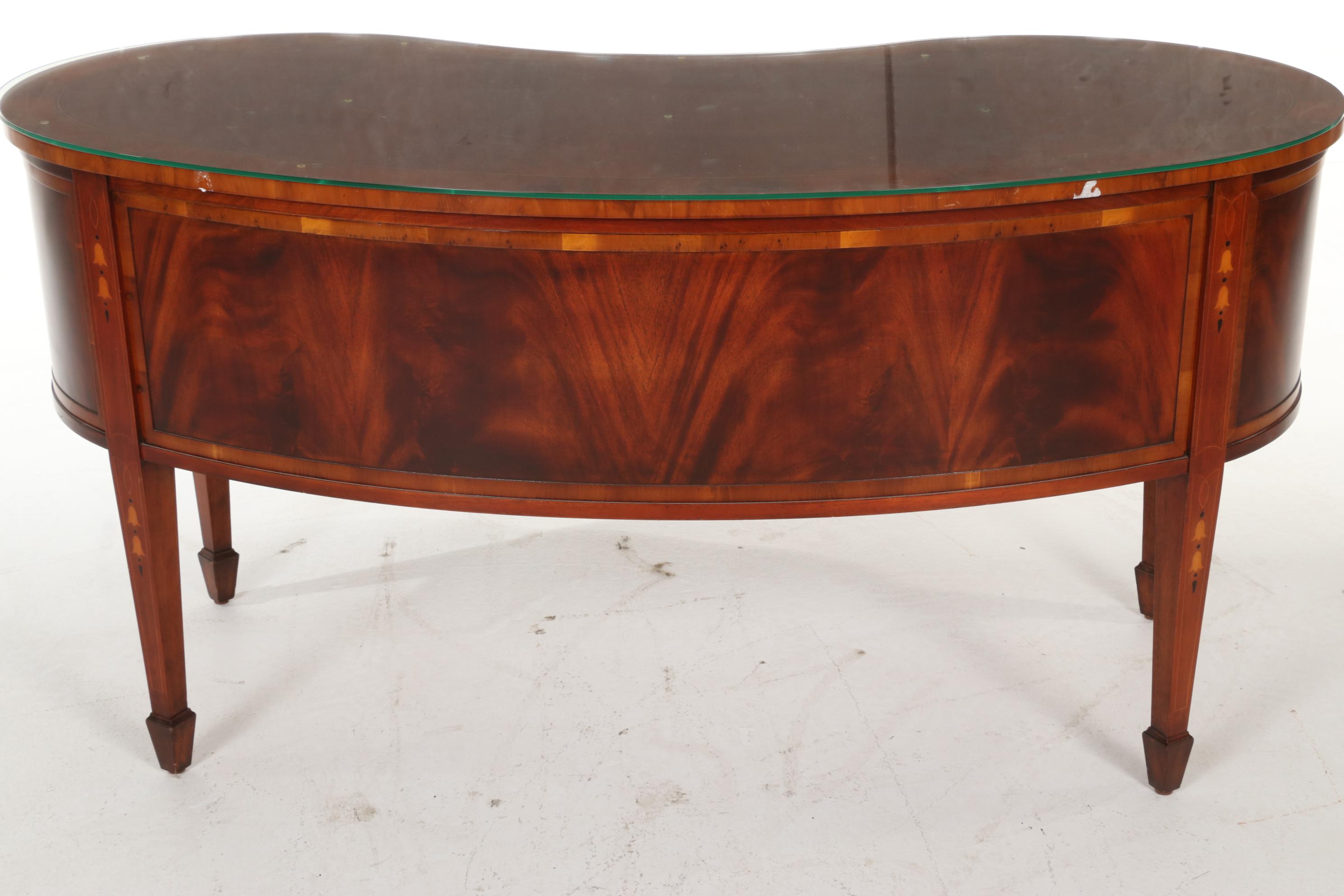 Hekman Hepplewhite Style Mahogany Kidney Shaped Desk with Fan Inlay