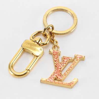 All that glitters 150, gold-colored Louis Vuitton keychain