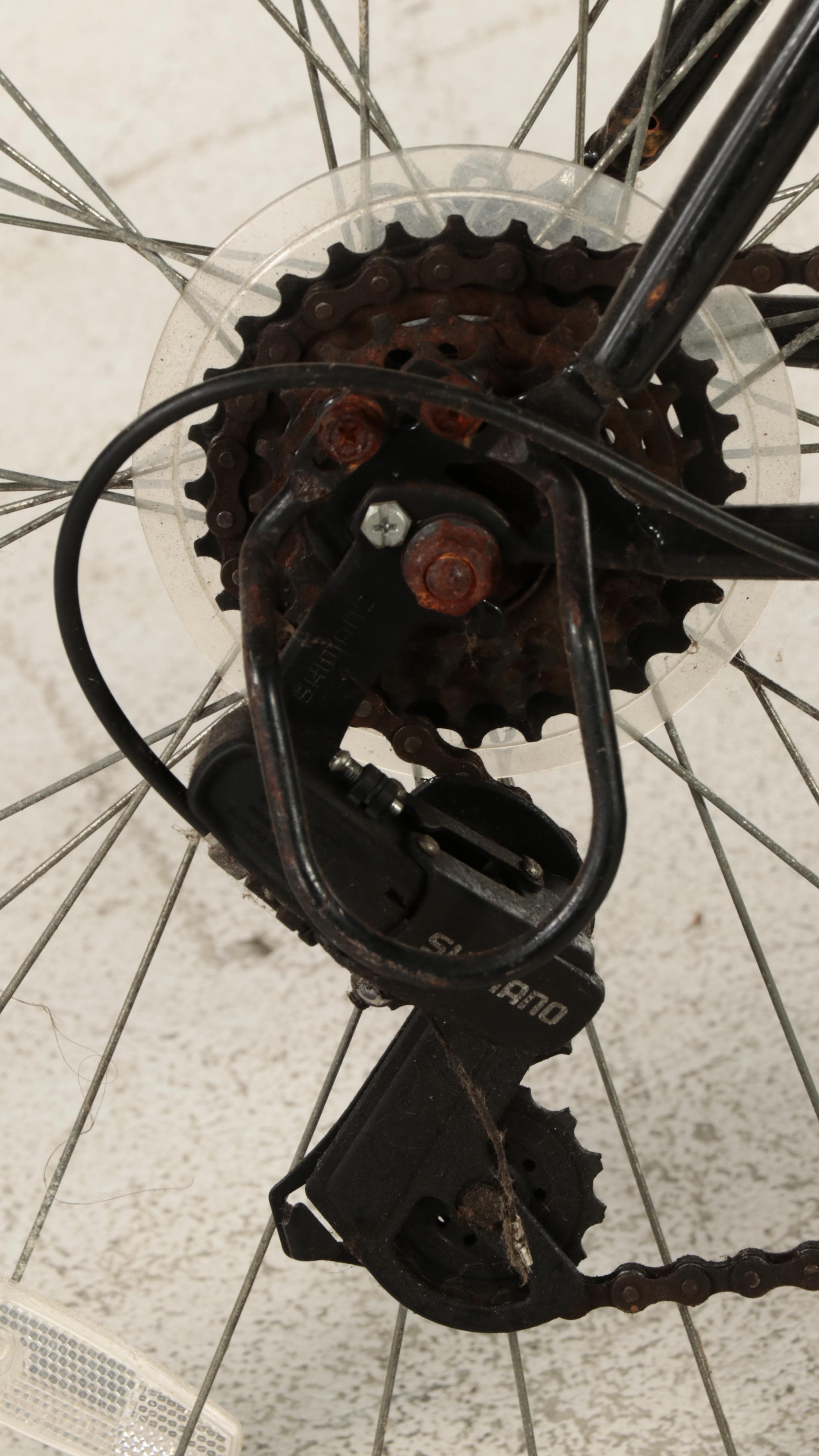 Mongoose Spire Mountain Bicycle