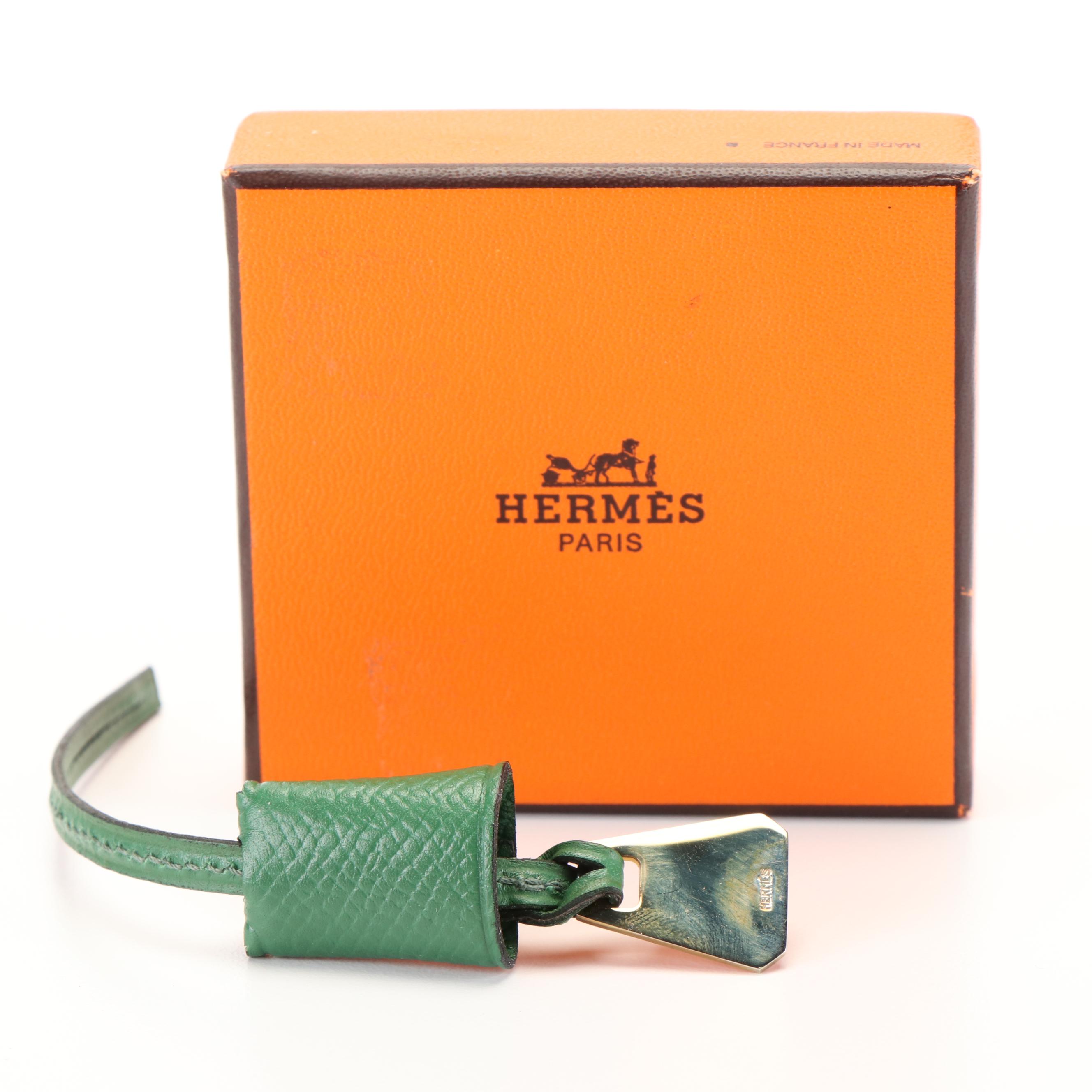 Hermès Leather Clochette in Green Epsom Leather