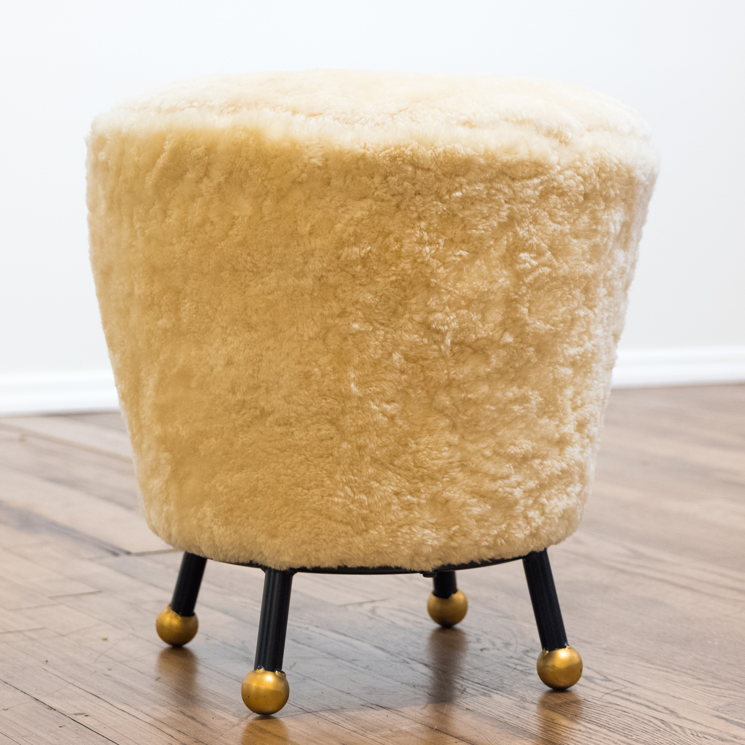 Safavieh Modernist Style Faux Shearling Upholstered Ottoman