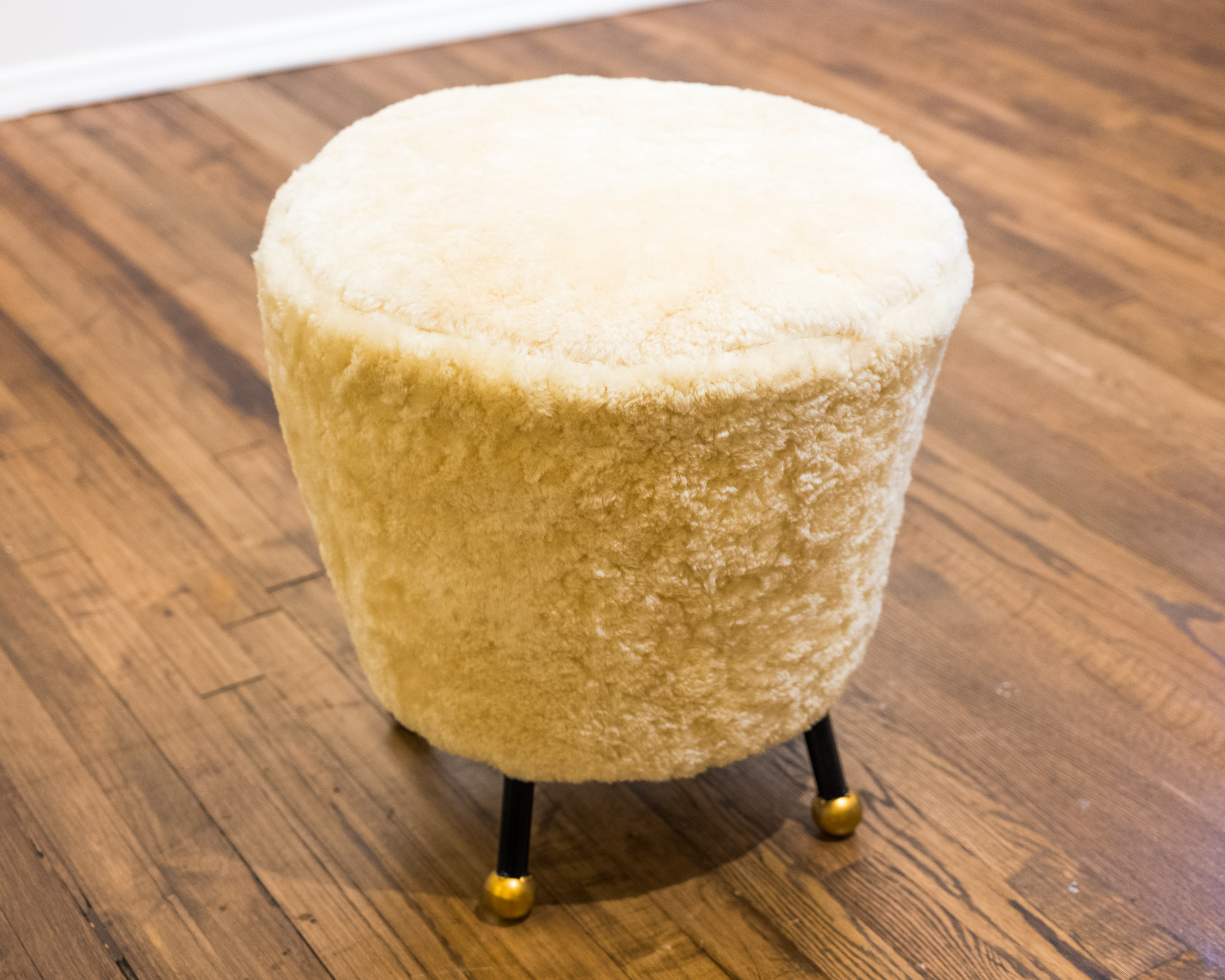 Safavieh Modernist Style Faux Shearling Upholstered Ottoman