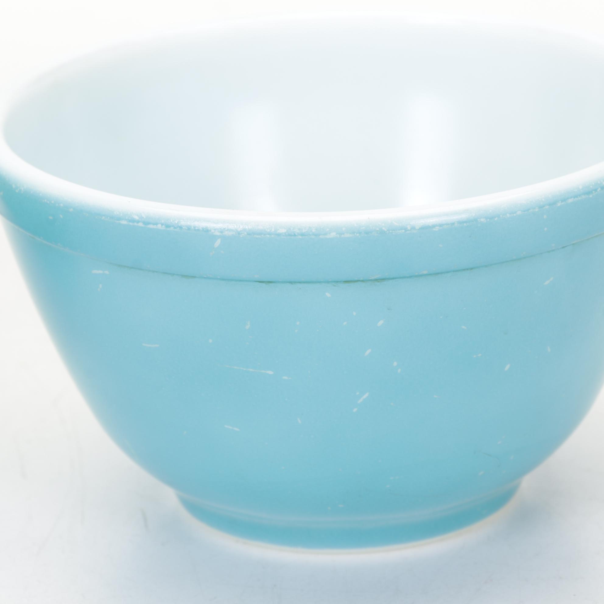 Pyrex "Primary Colors" Mixing Bowls with Needlepoint and Applique Towels