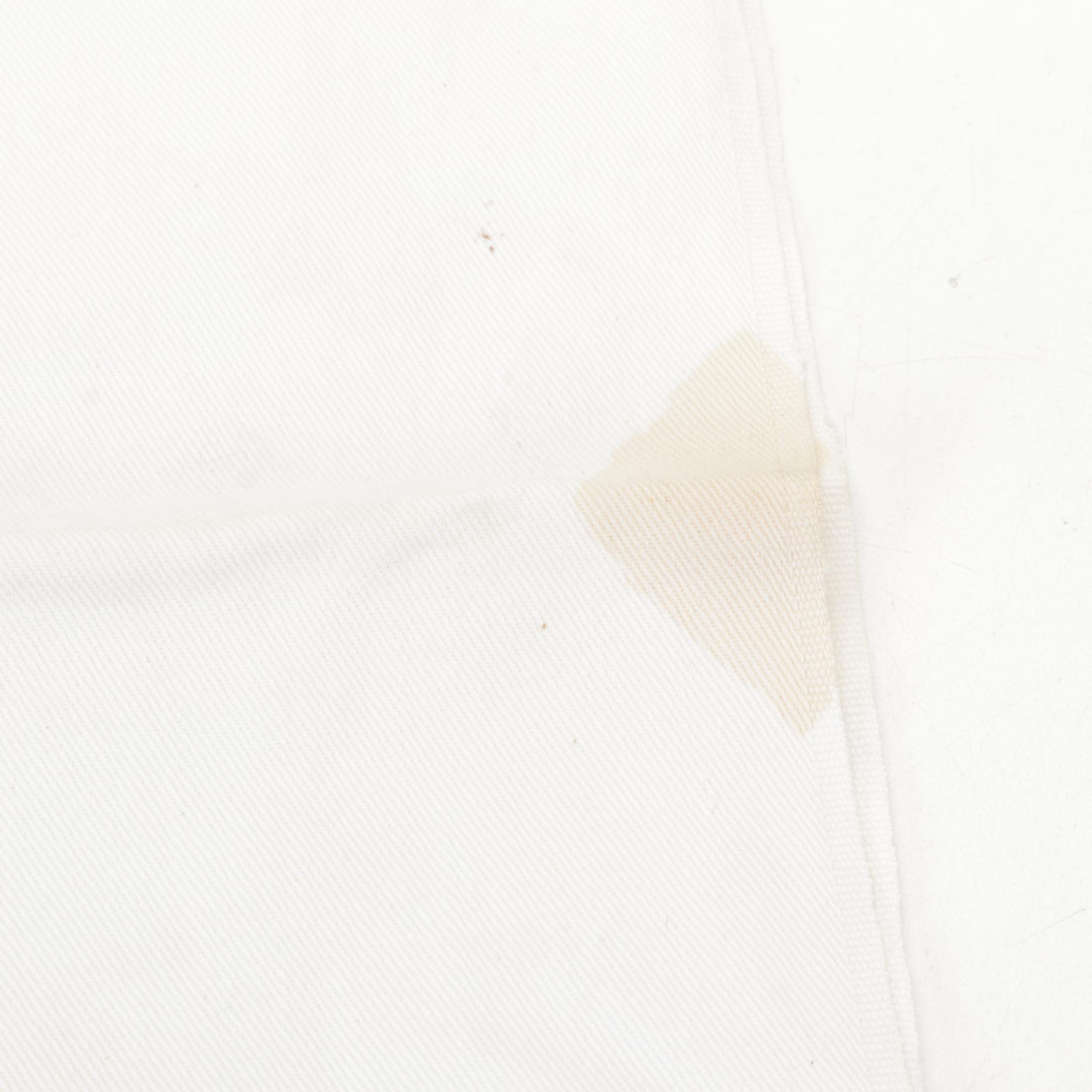 Pyrex "Primary Colors" Mixing Bowls with Needlepoint and Applique Towels