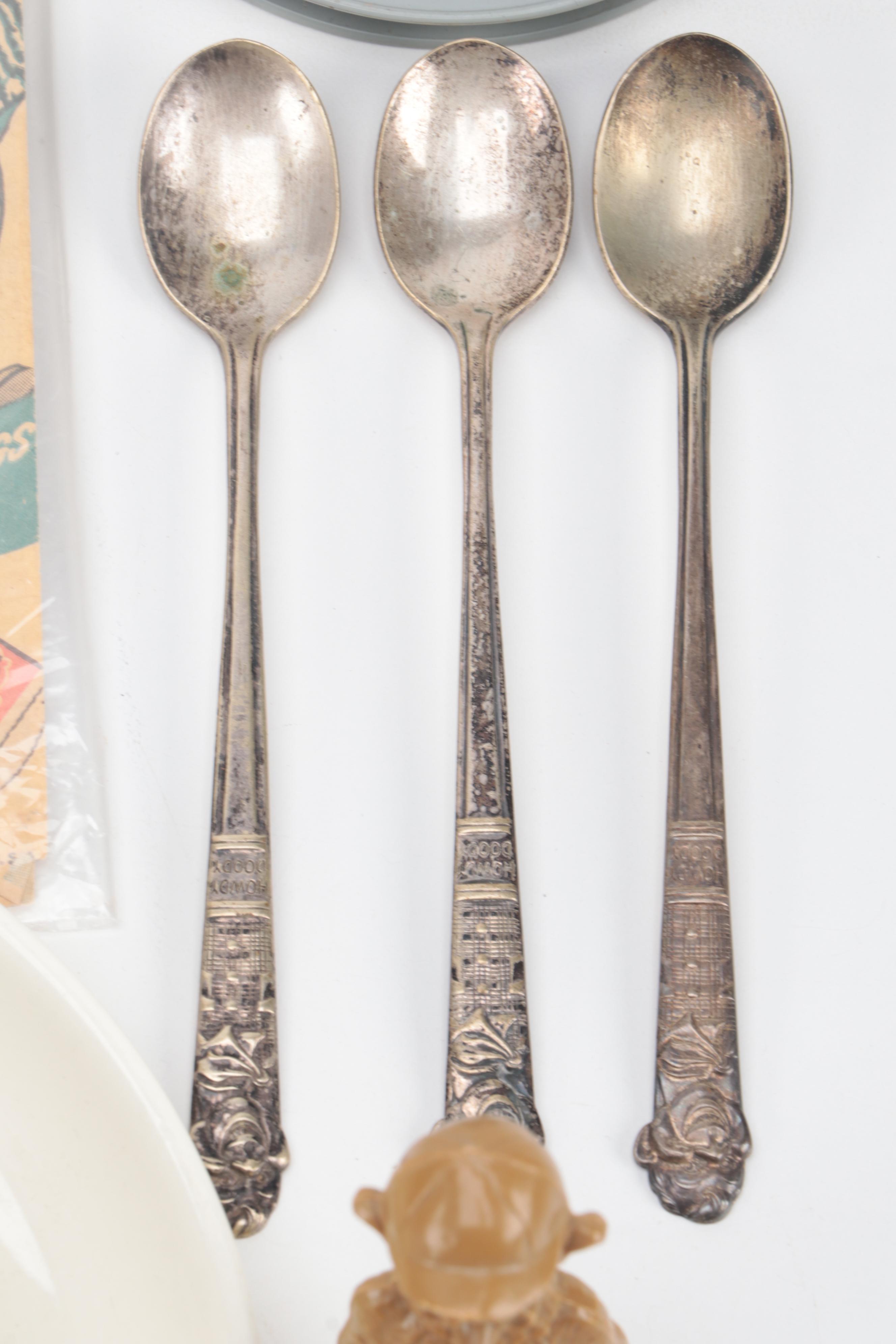 Howdy Doody Tableware with Other Collectibles, Mid-20th Century