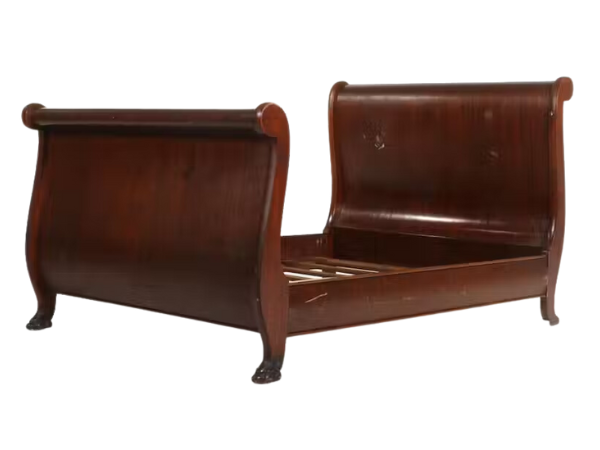 Jewelry, Art, Fine Furnishings & Décor