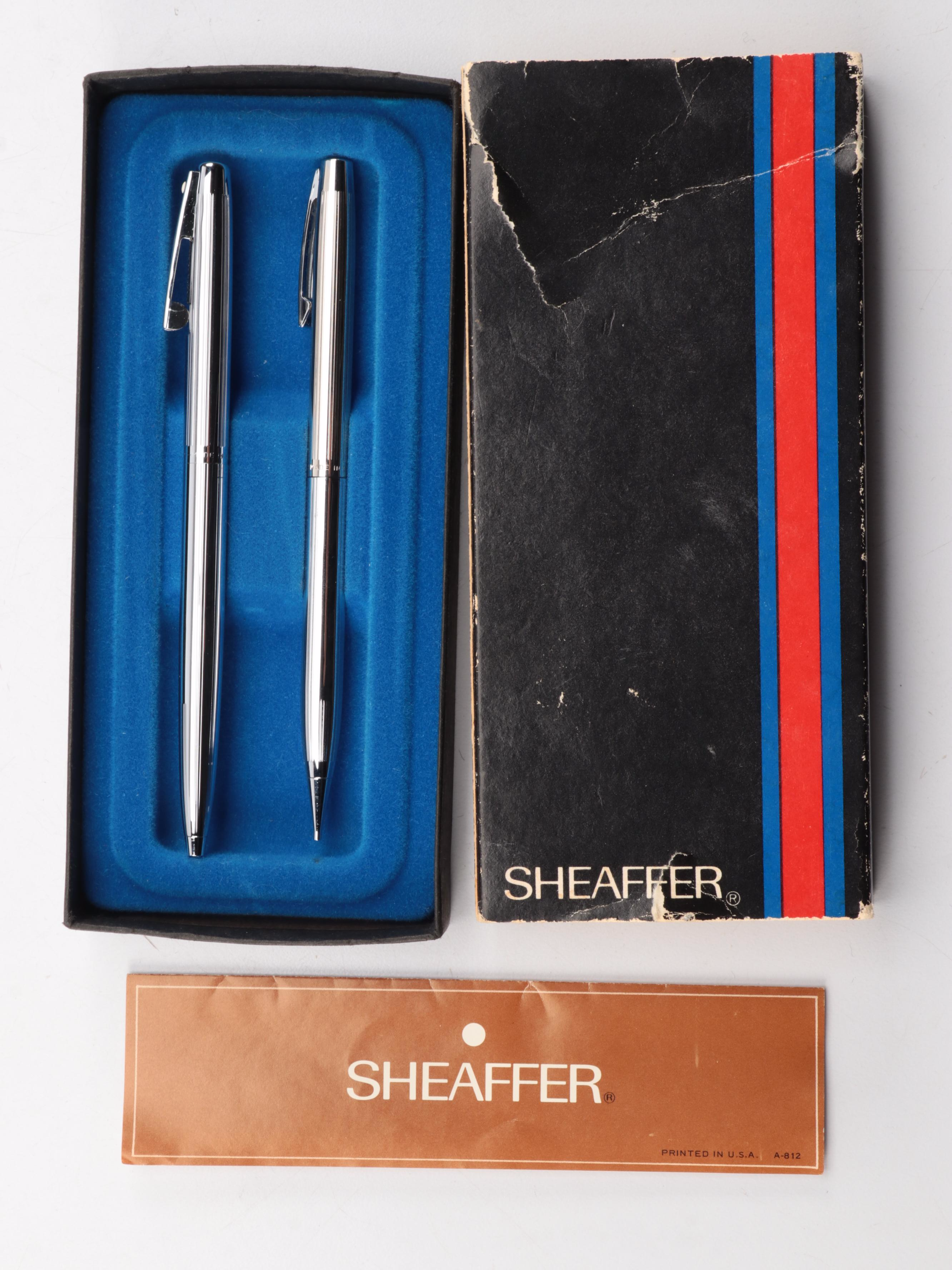 Sheaffer Plastic Fountain Pen and Wood Pen Holder with More Pens