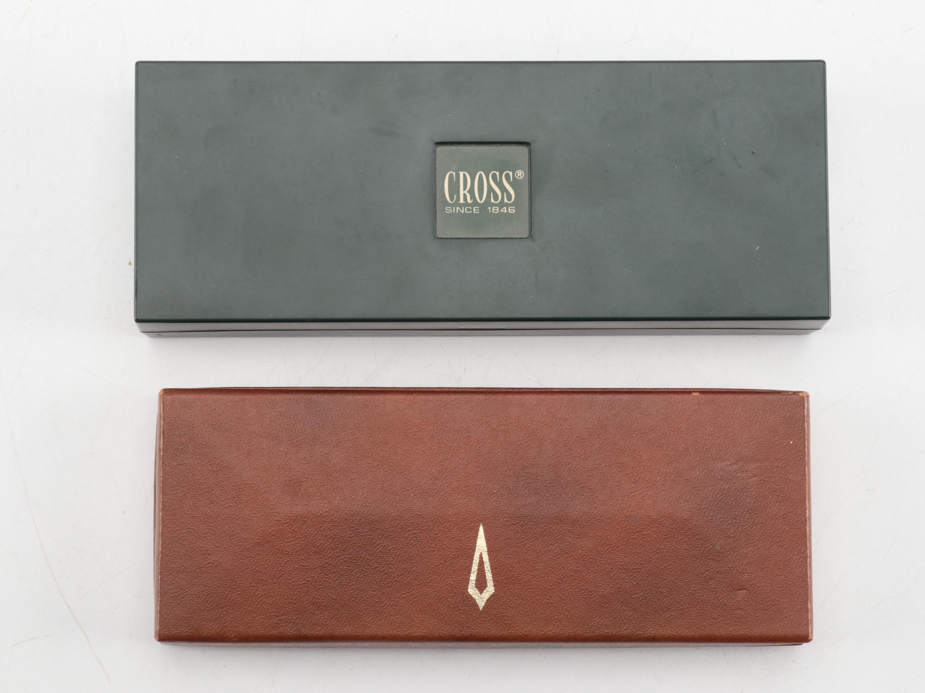 Sheaffer Plastic Fountain Pen and Wood Pen Holder with More Pens