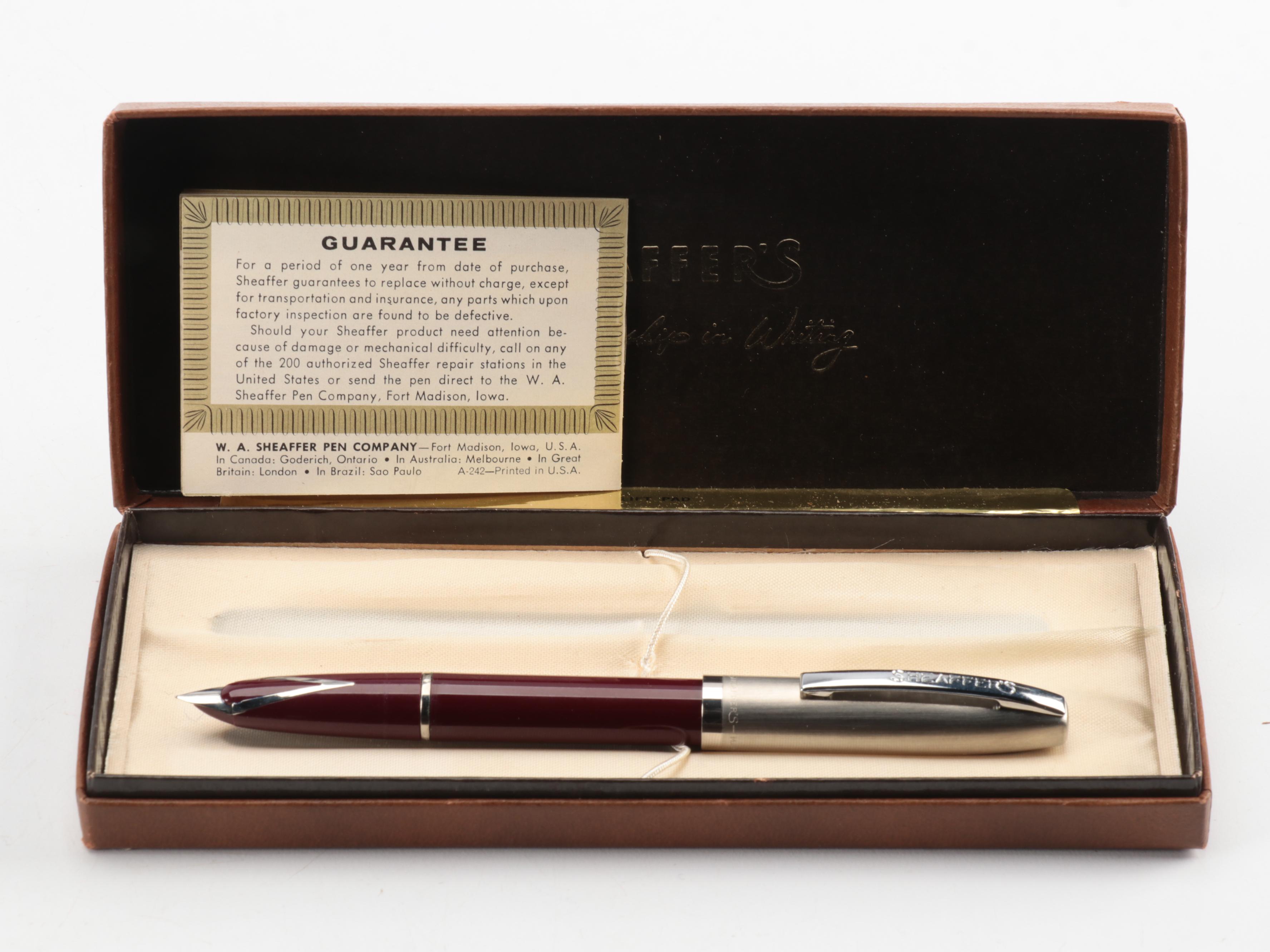 Sheaffer Plastic Fountain Pen and Wood Pen Holder with More Pens