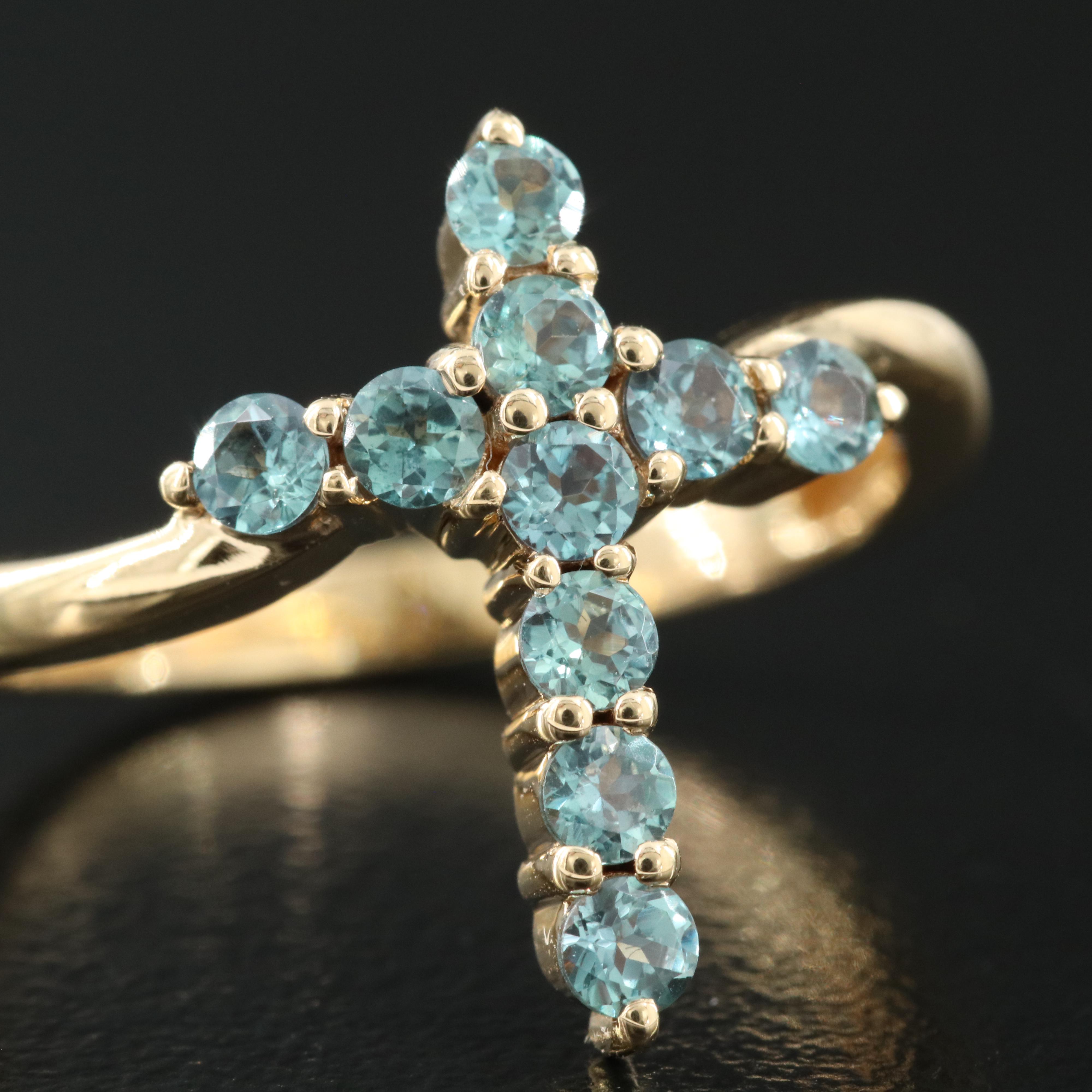 Chromia 18K Alexandrite Cross Ring