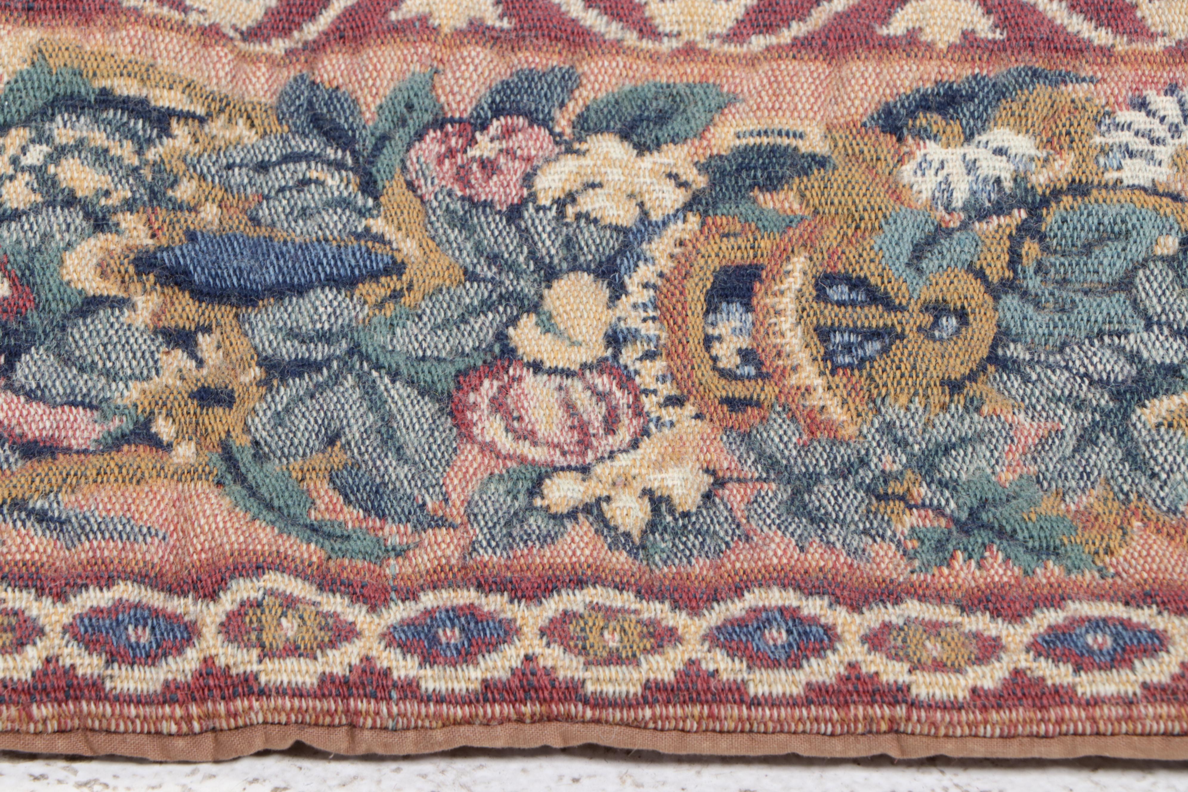 4'1 x 5'3 Machine Made Woven Tapestry Style Area Rug