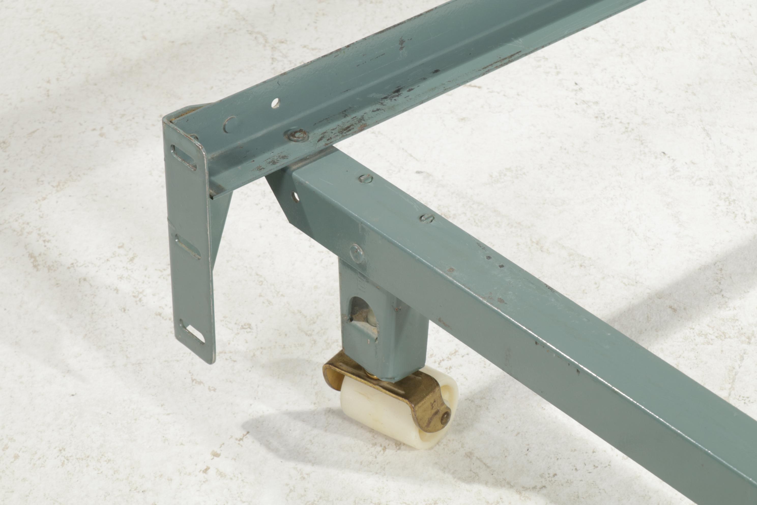 Thomasville George III Style Mahogany King Bed Frame