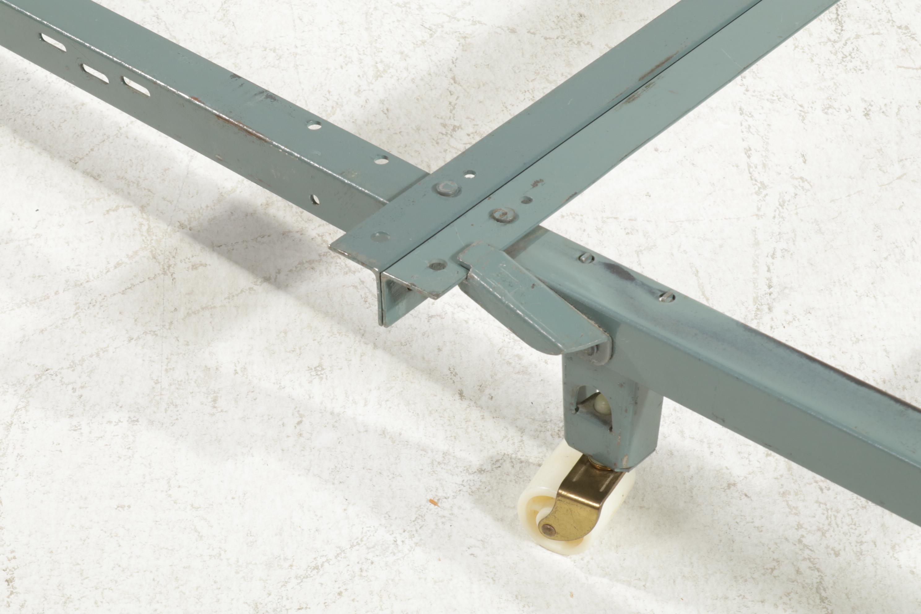 Thomasville George III Style Mahogany King Bed Frame