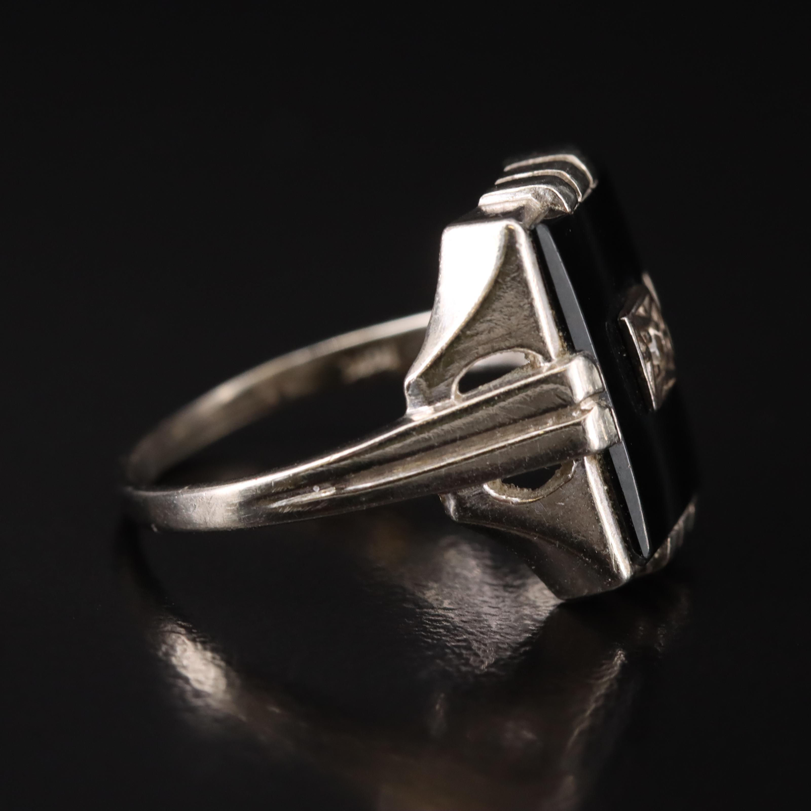 Vintage 10K Black Onyx and Diamond Ring