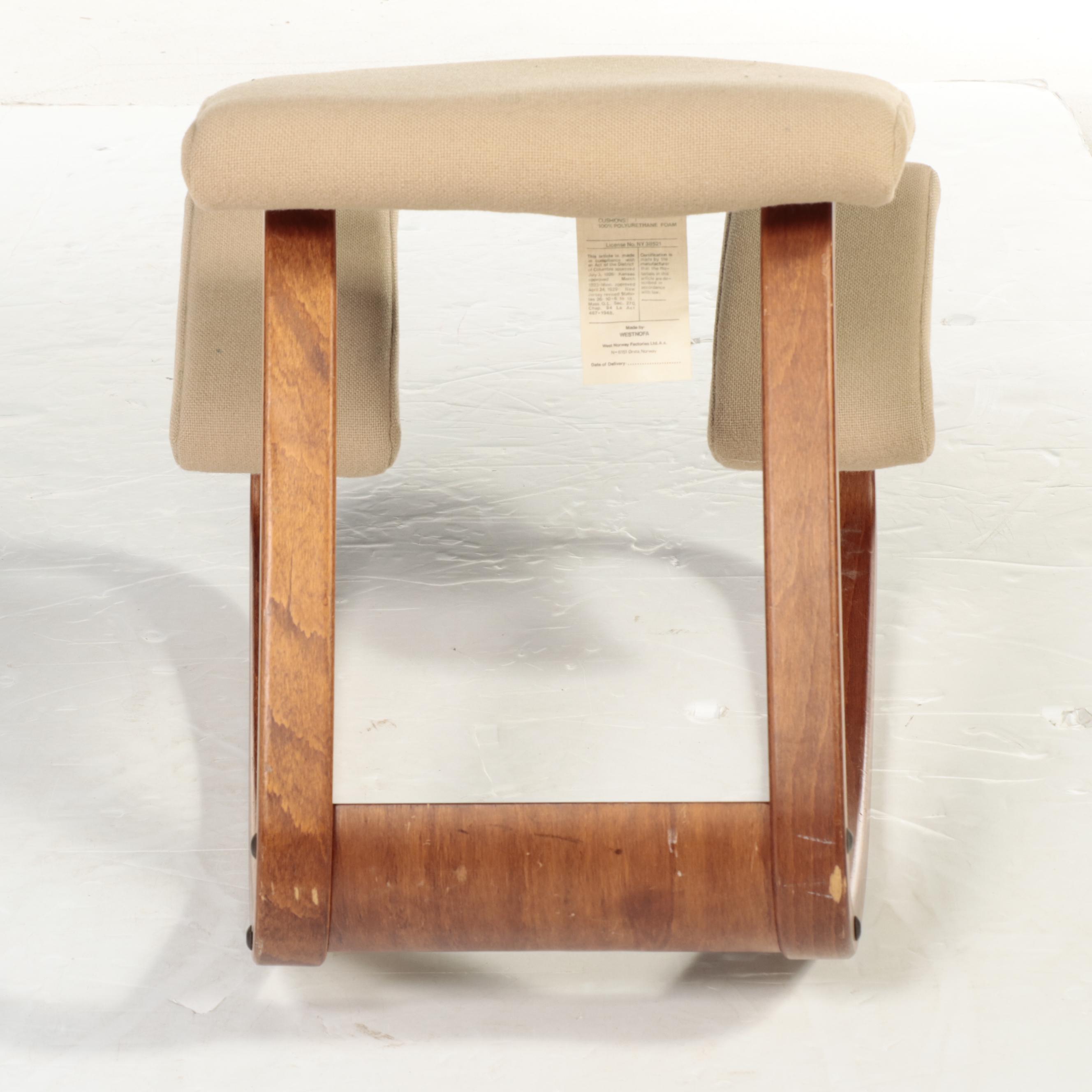 Peter Opsvik for Westnofa "Balans Variable" Laminated Beech Kneeling Chair