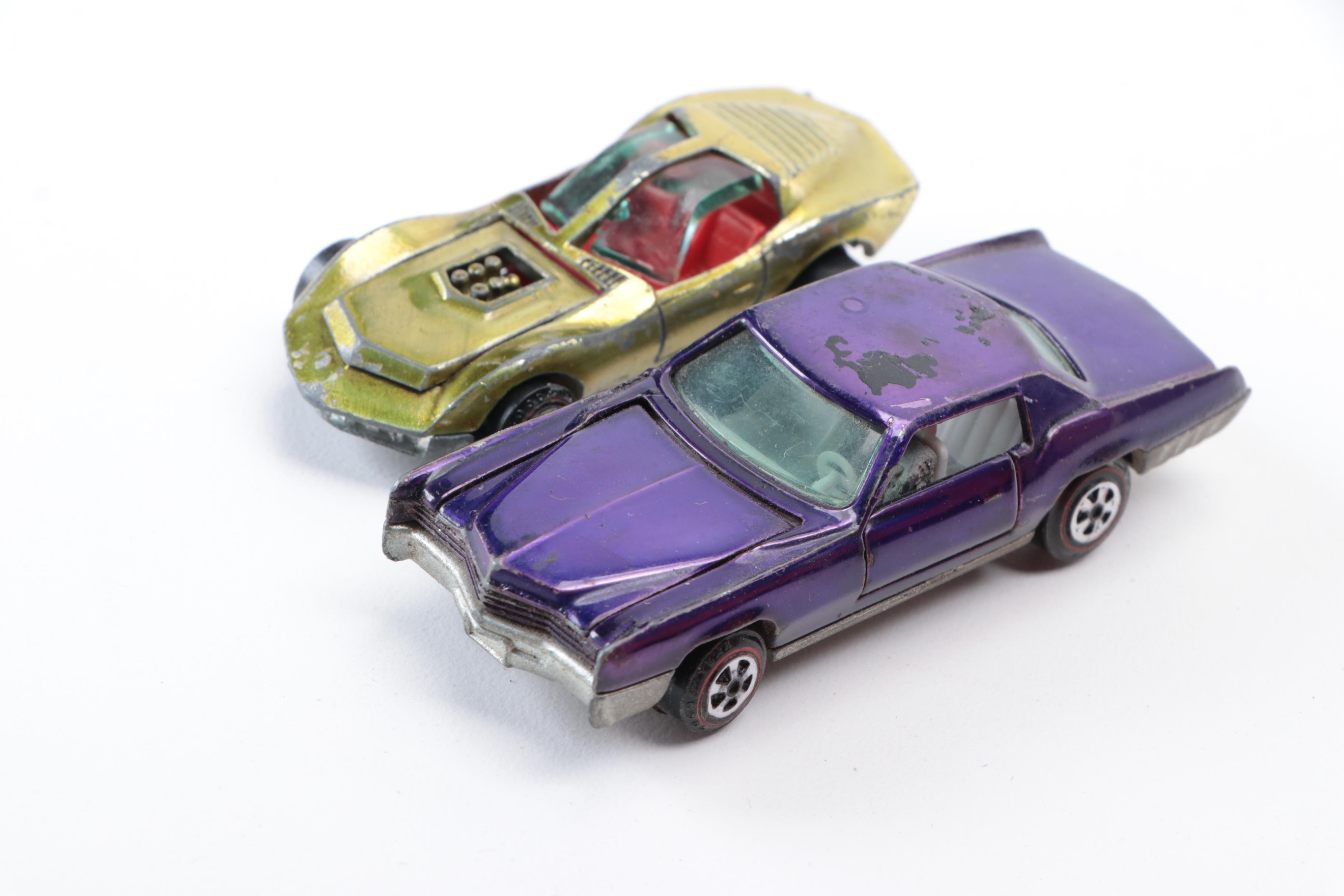 Tooper Toys "Johnny Lighting Parajumper" Track and Cars in Carrying Case, 1960s