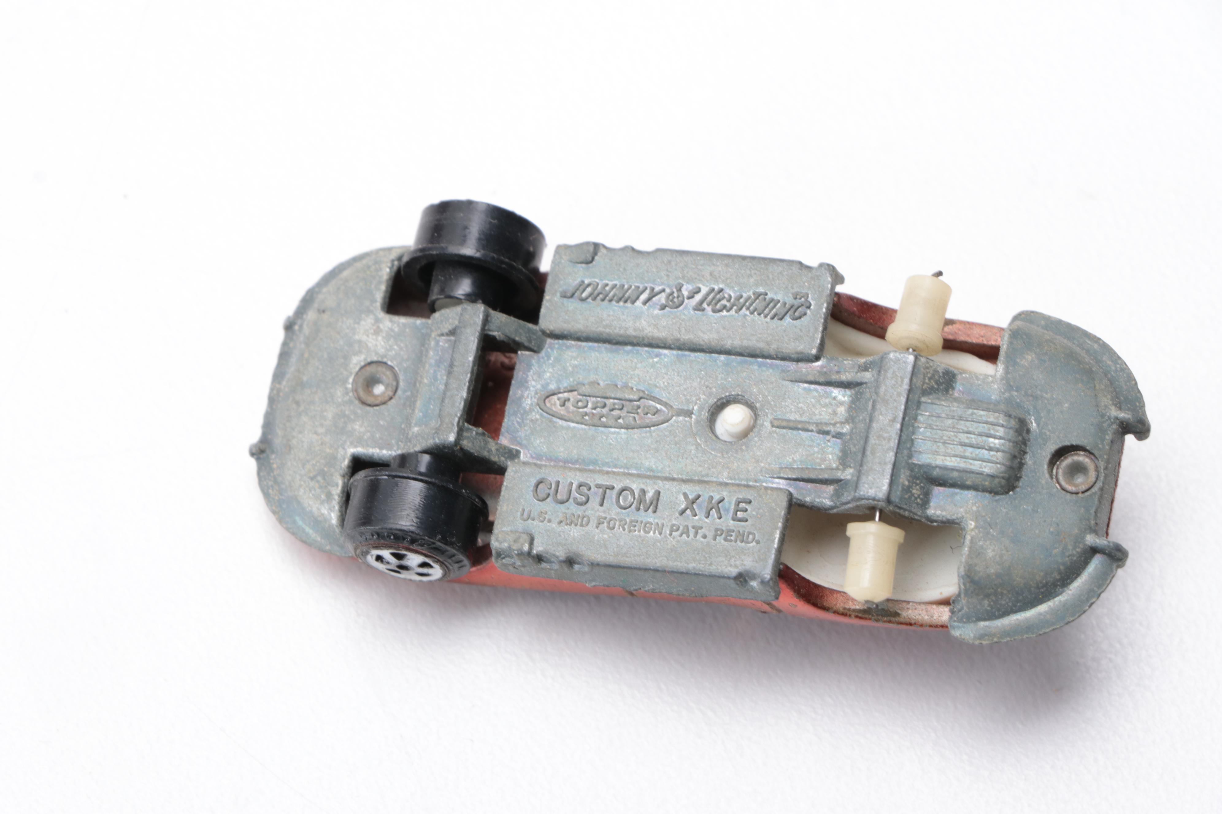 Tooper Toys "Johnny Lighting Parajumper" Track and Cars in Carrying Case, 1960s