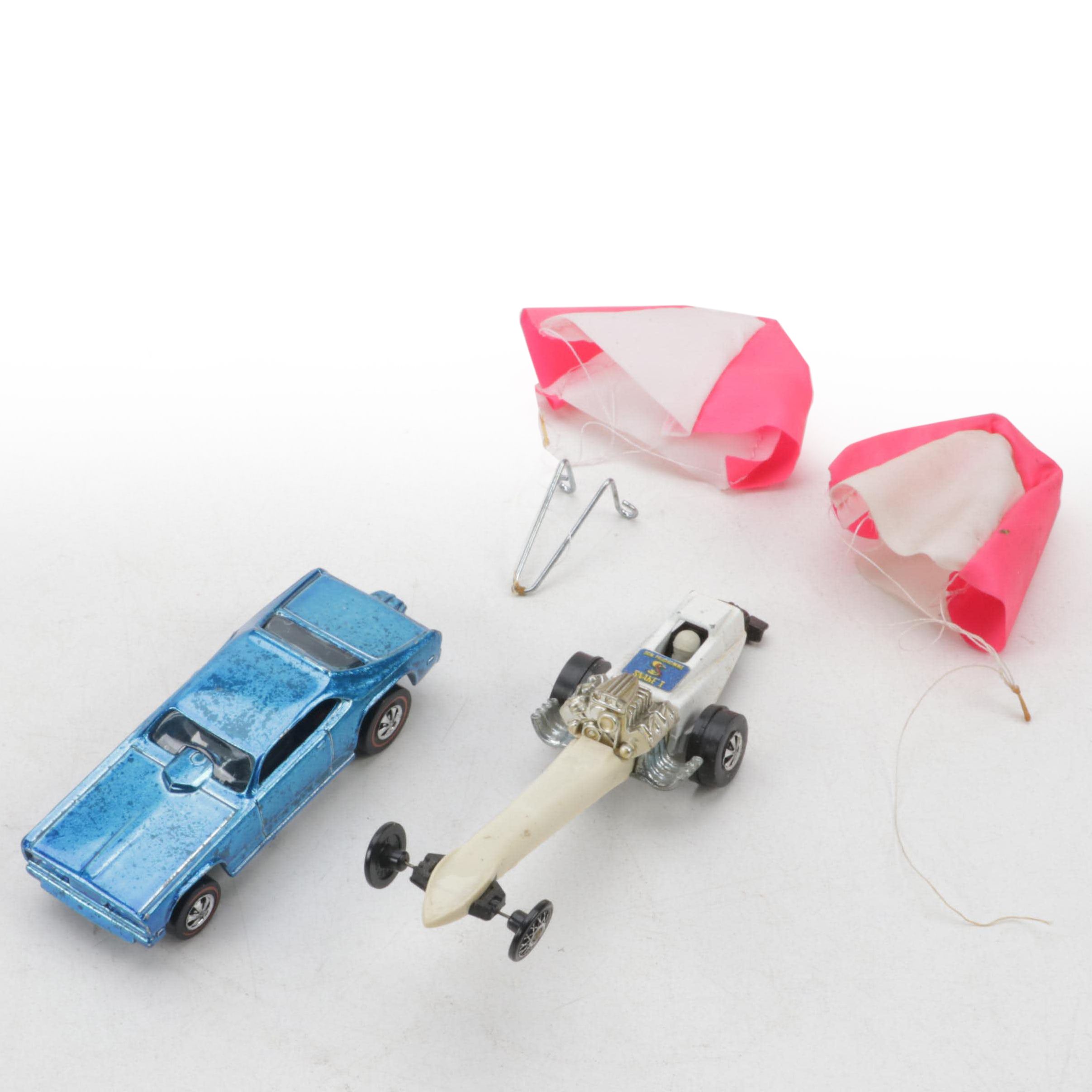 Hot Wheels Drag Race Funny Car and Other Diecast Vehicle With Parachutes