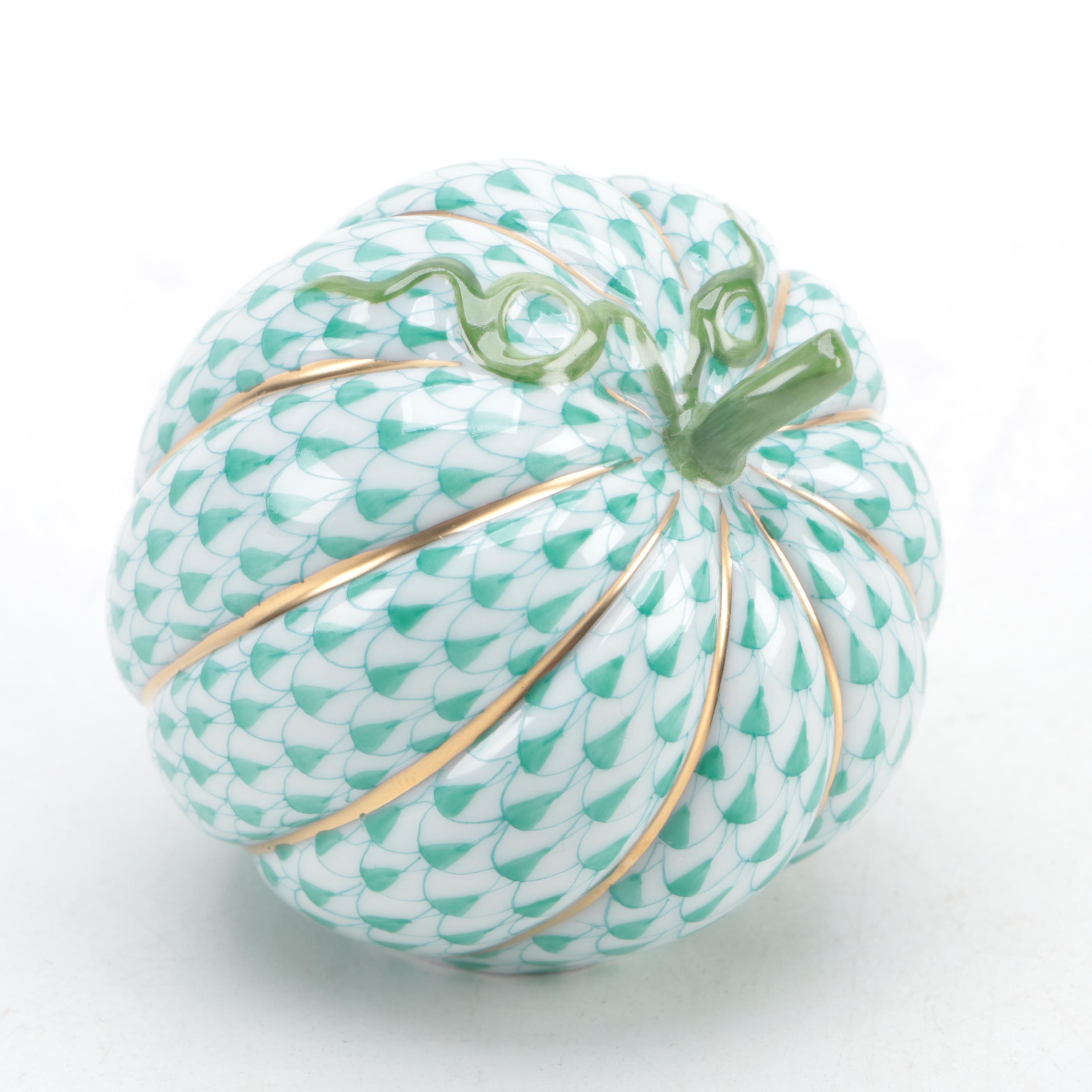 Herend Green Fishnet with Gold "Acorn Squash" Porcelain Figurine