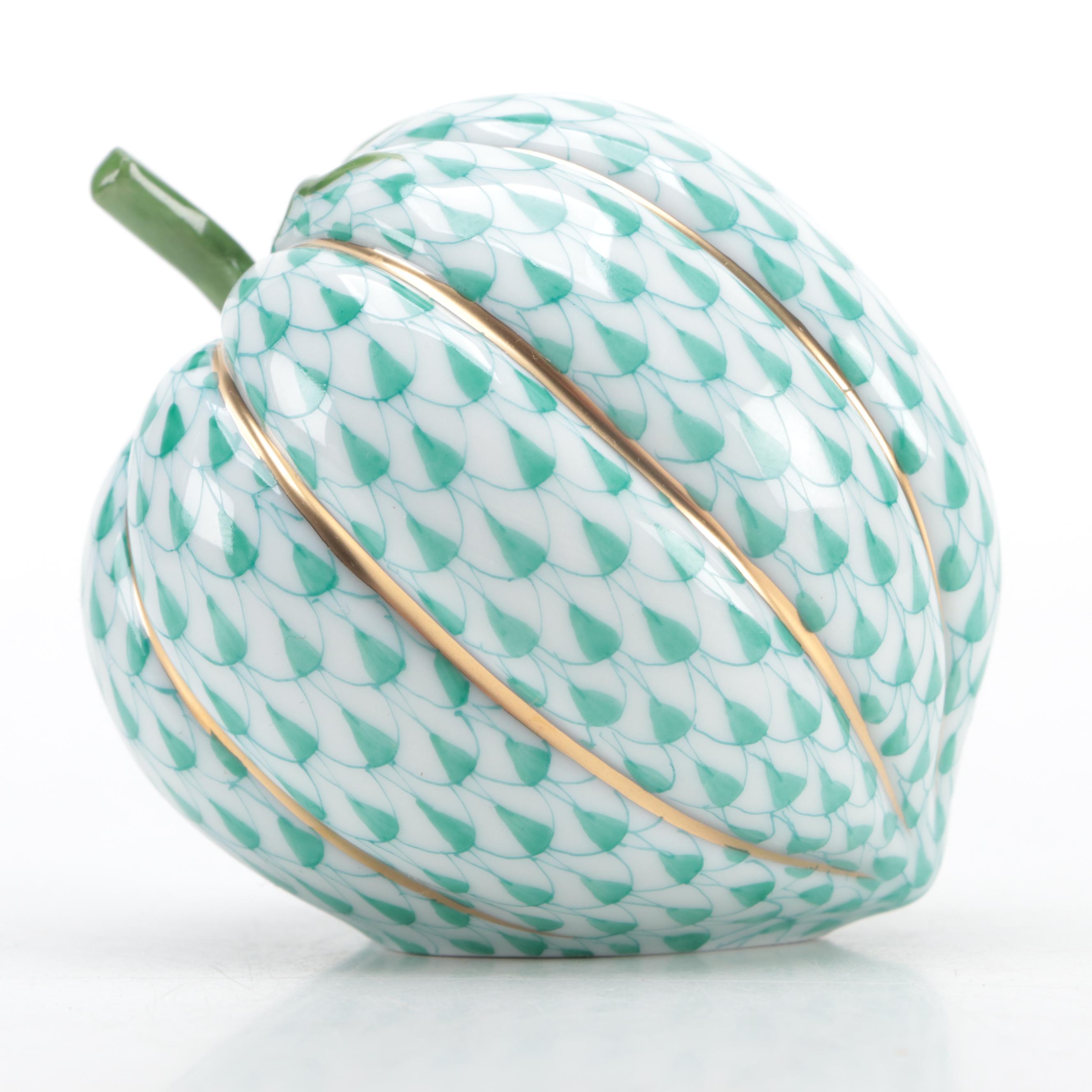 Herend Green Fishnet with Gold "Acorn Squash" Porcelain Figurine