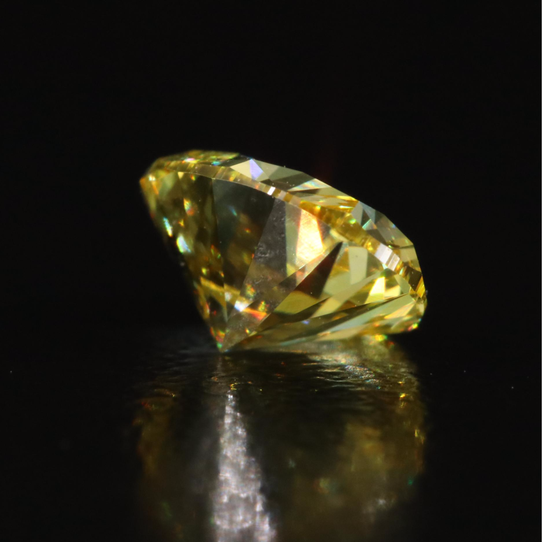 Loose 1.00 CT Fancy Vivid Yellow Diamond