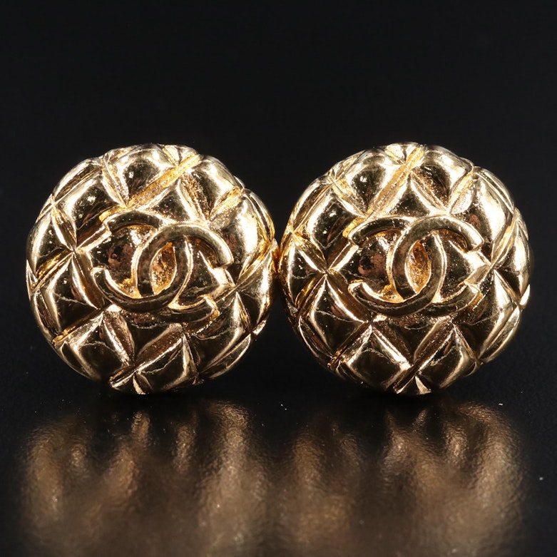 Chanel Gold CC Round Quilted Disc Clip On Earrings with Box