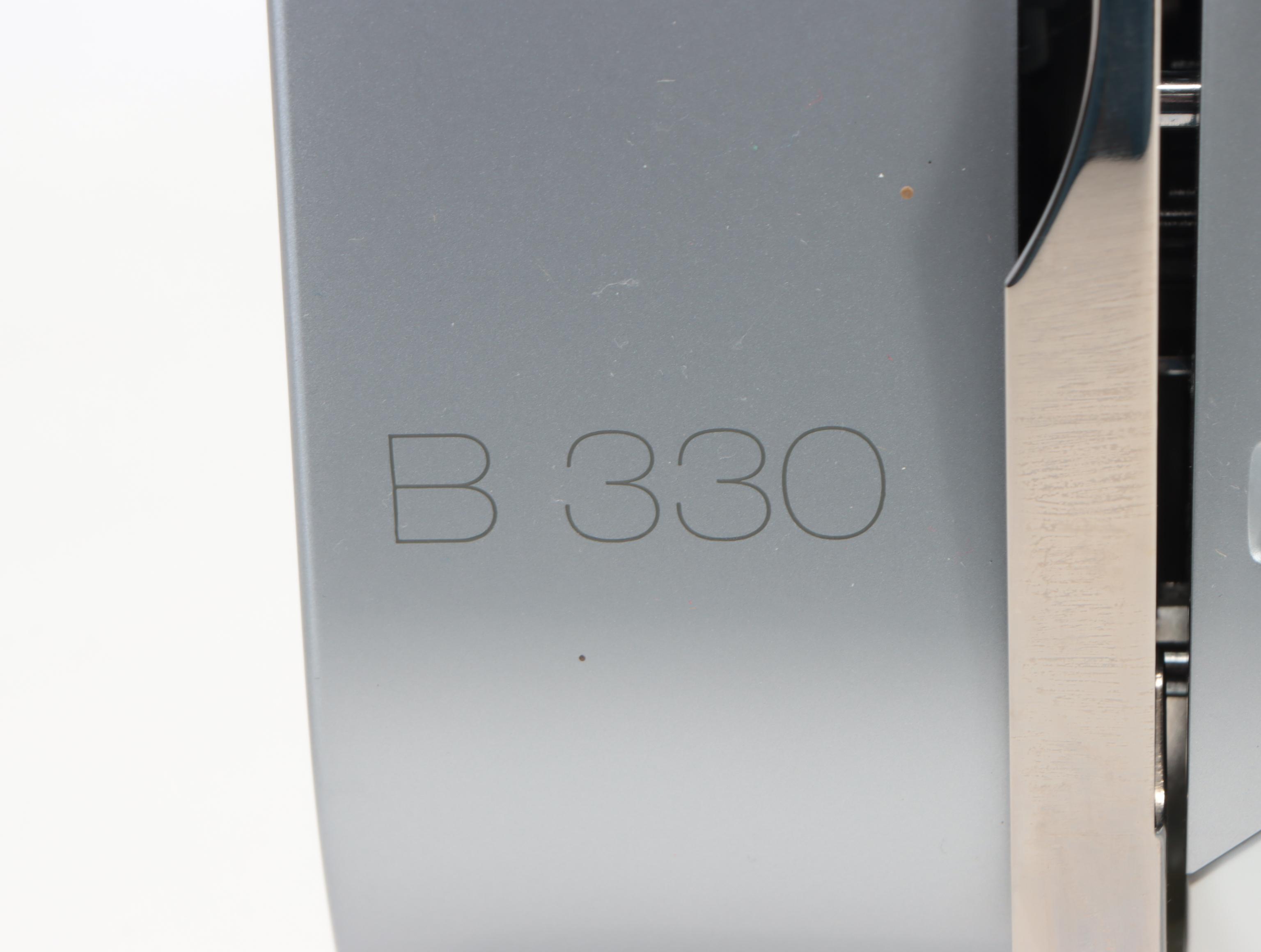 Bernina Programmable Electric Sewing Machine With Accessories