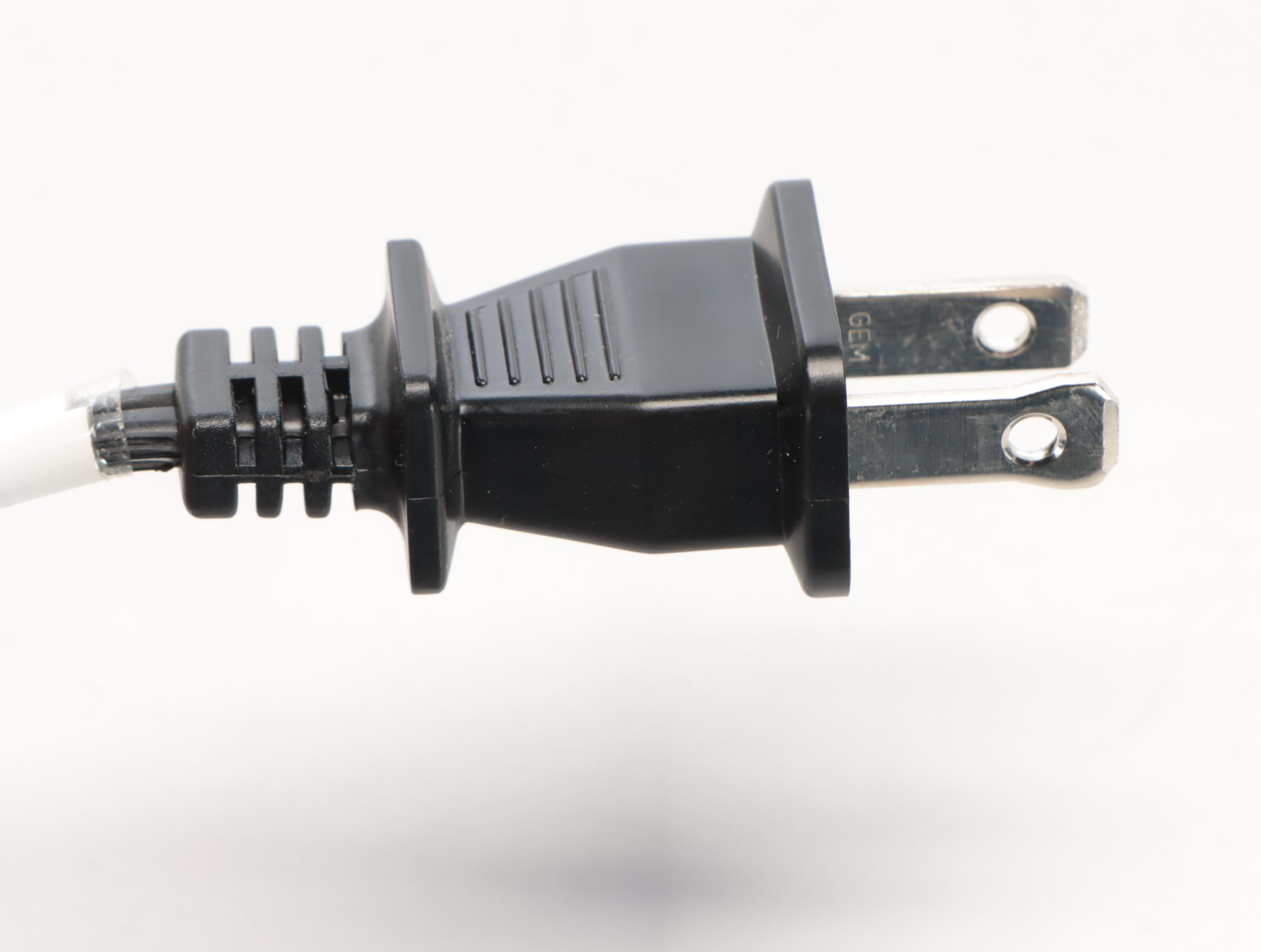 Bernina Programmable Electric Sewing Machine With Accessories